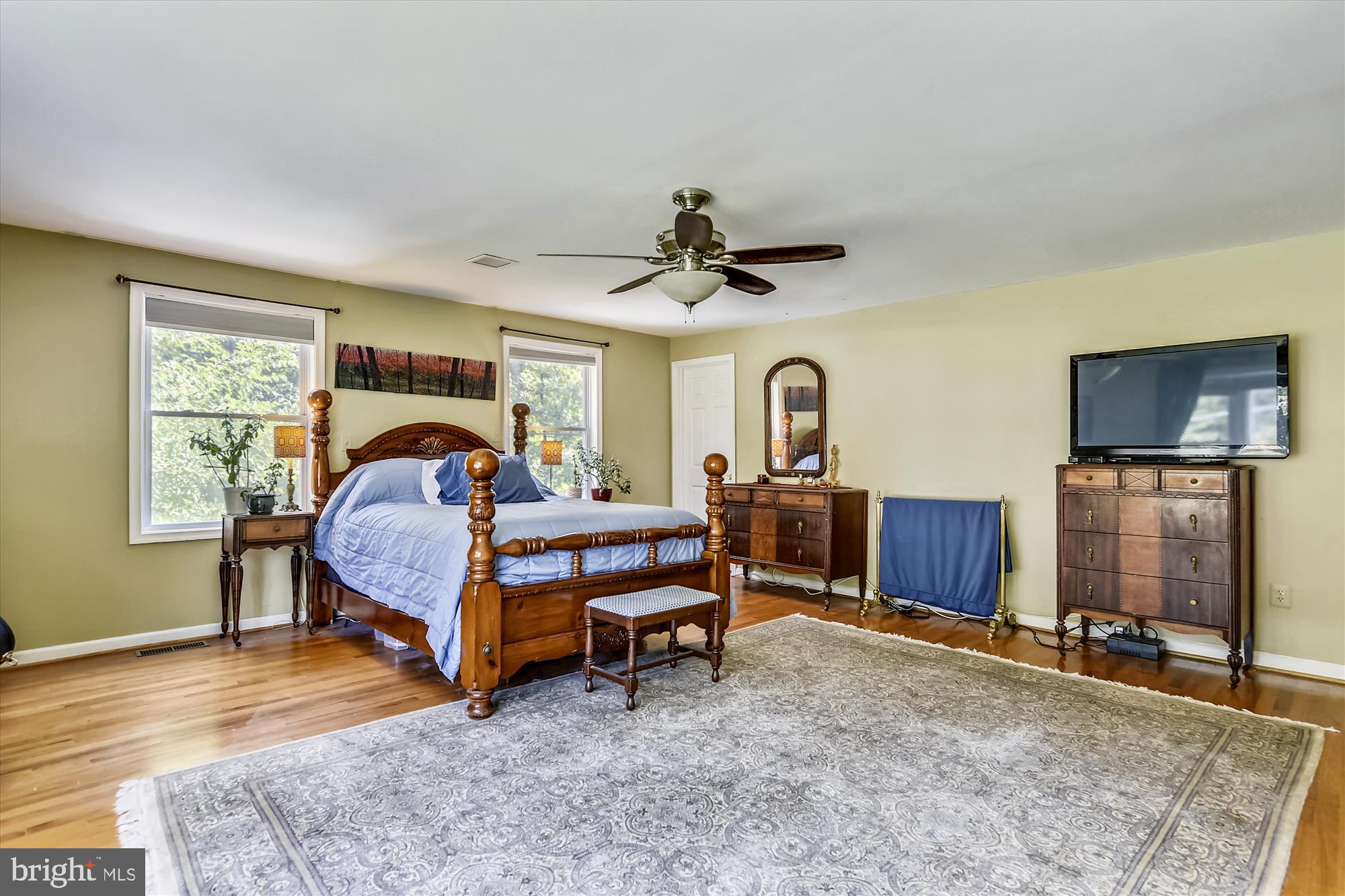 BRUIN HEIGHTS - Residential