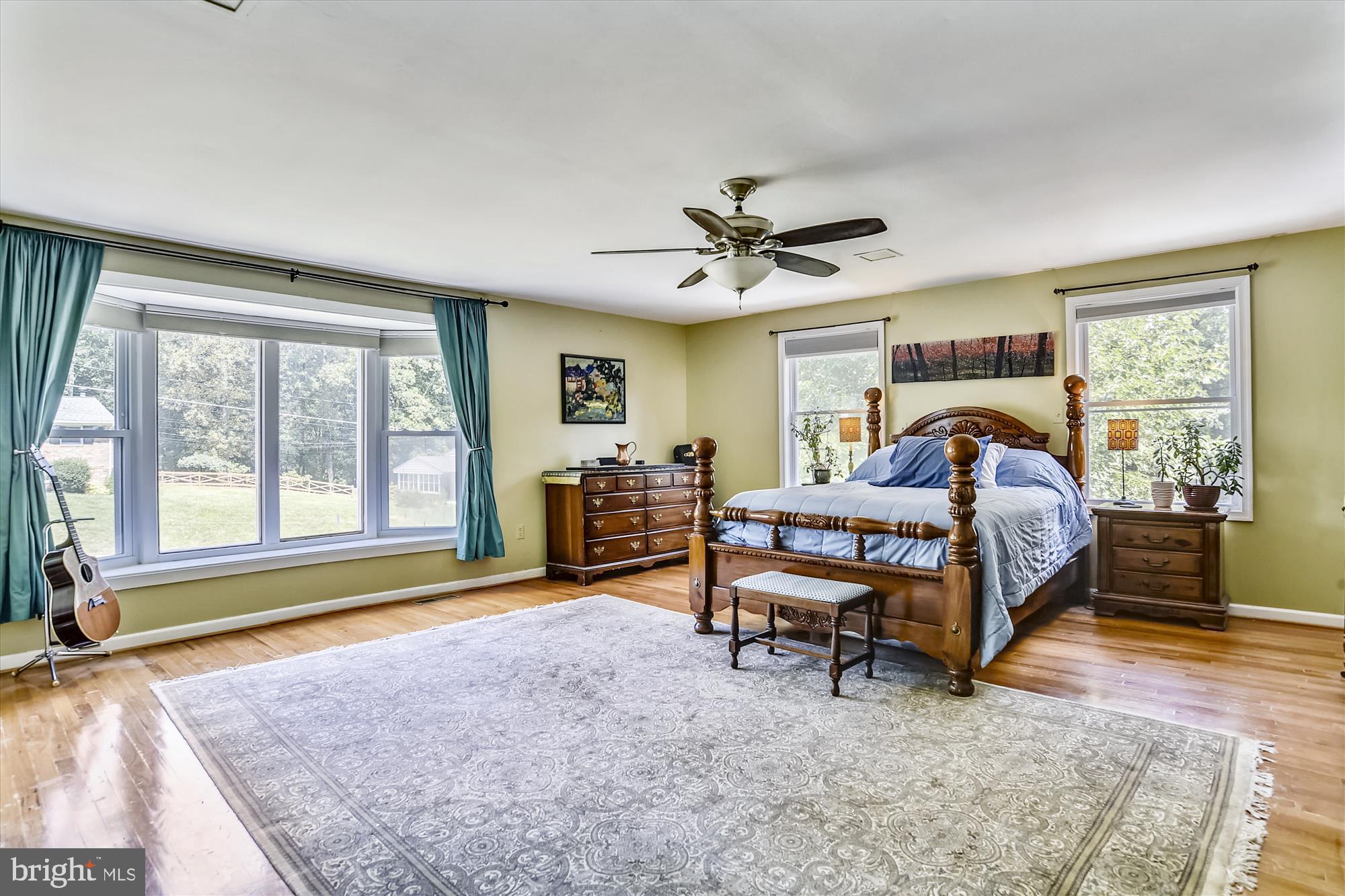 BRUIN HEIGHTS - Residential