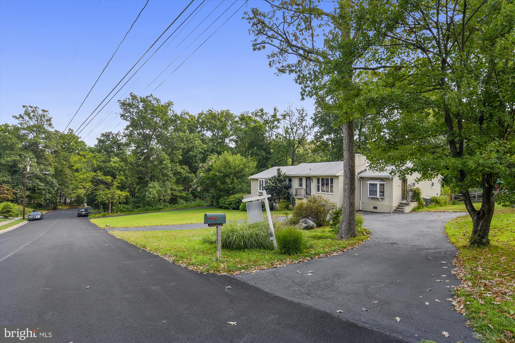 BRUIN HEIGHTS - Residential