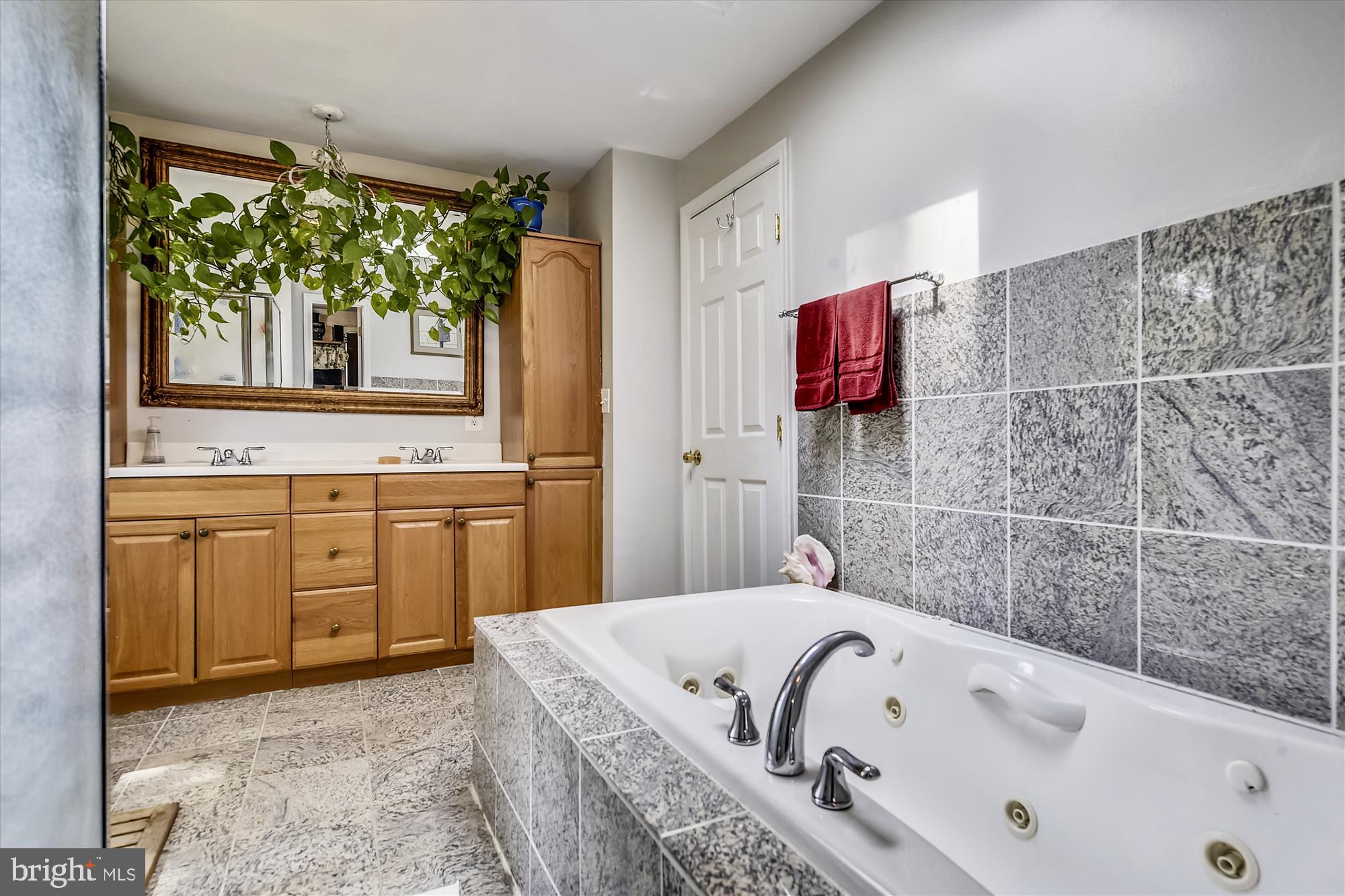 BRUIN HEIGHTS - Residential