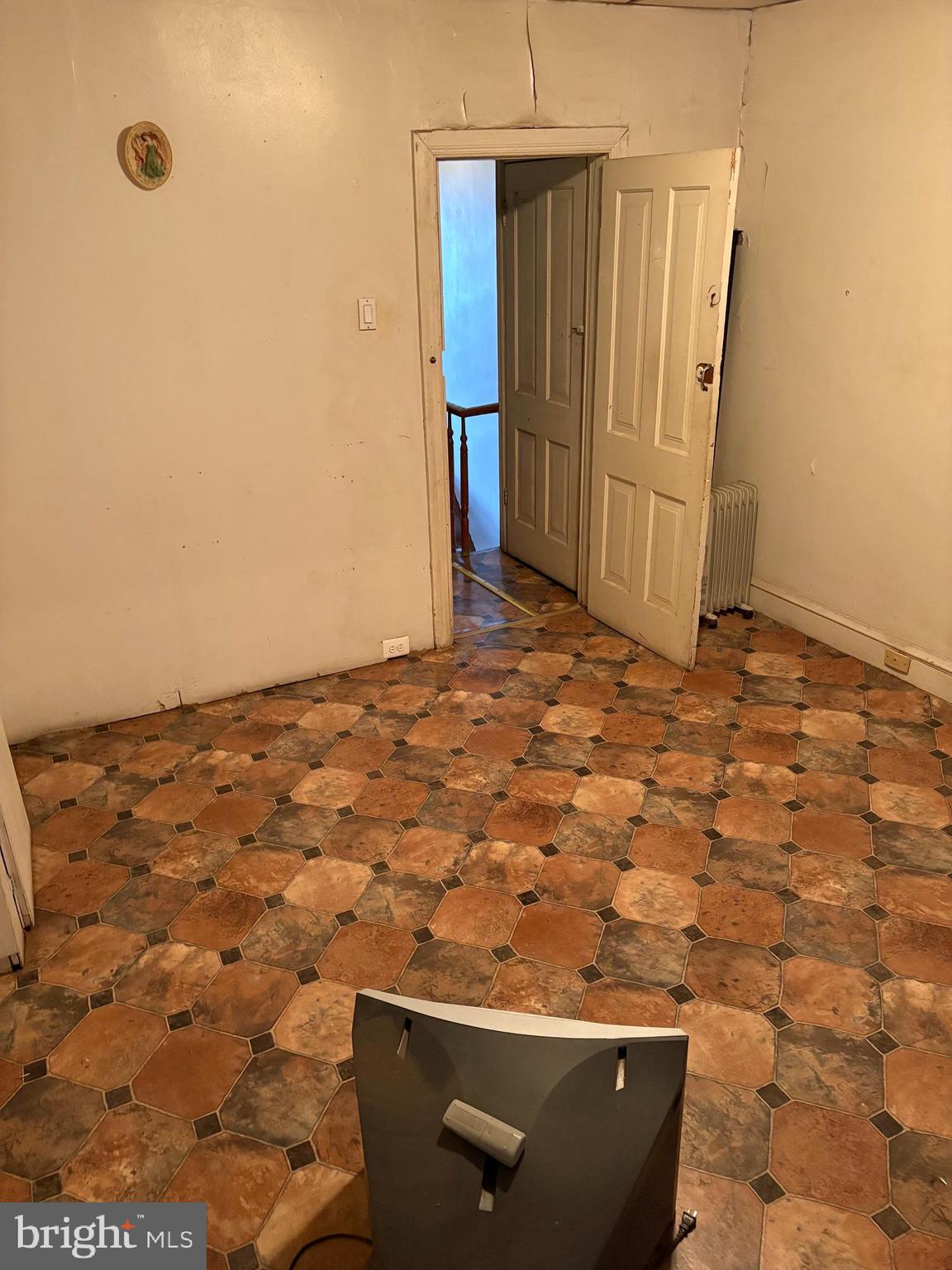 KENSINGTON - Residential