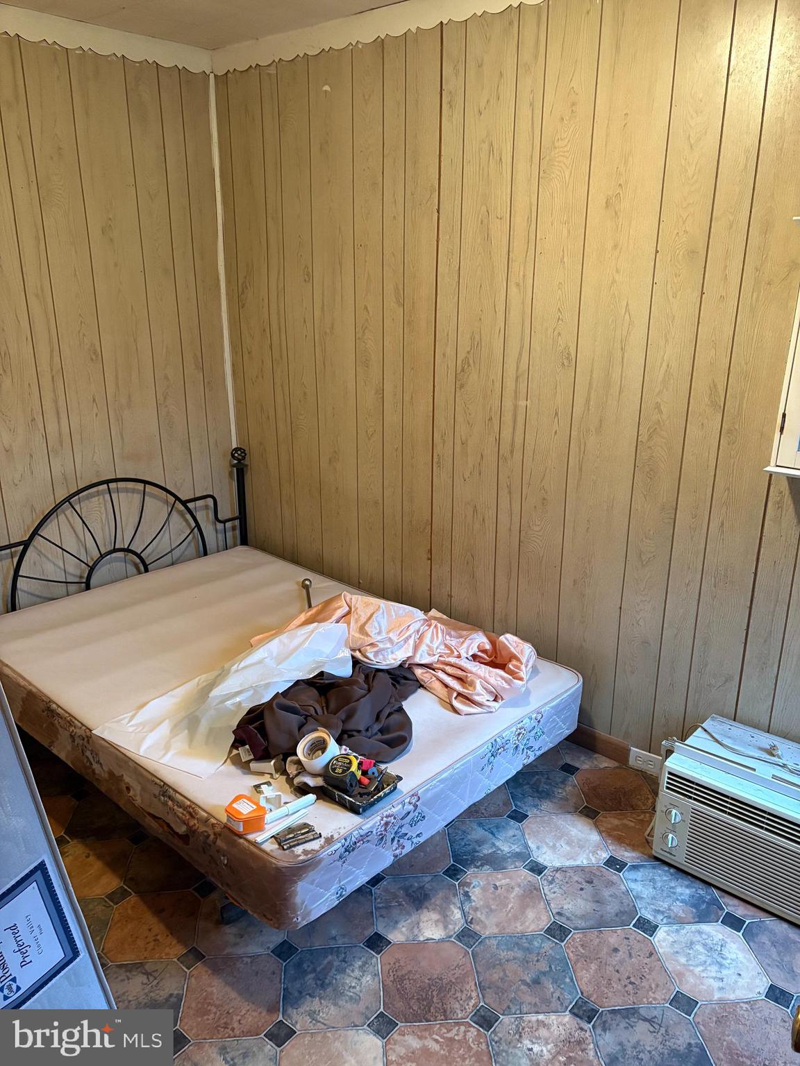 KENSINGTON - Residential