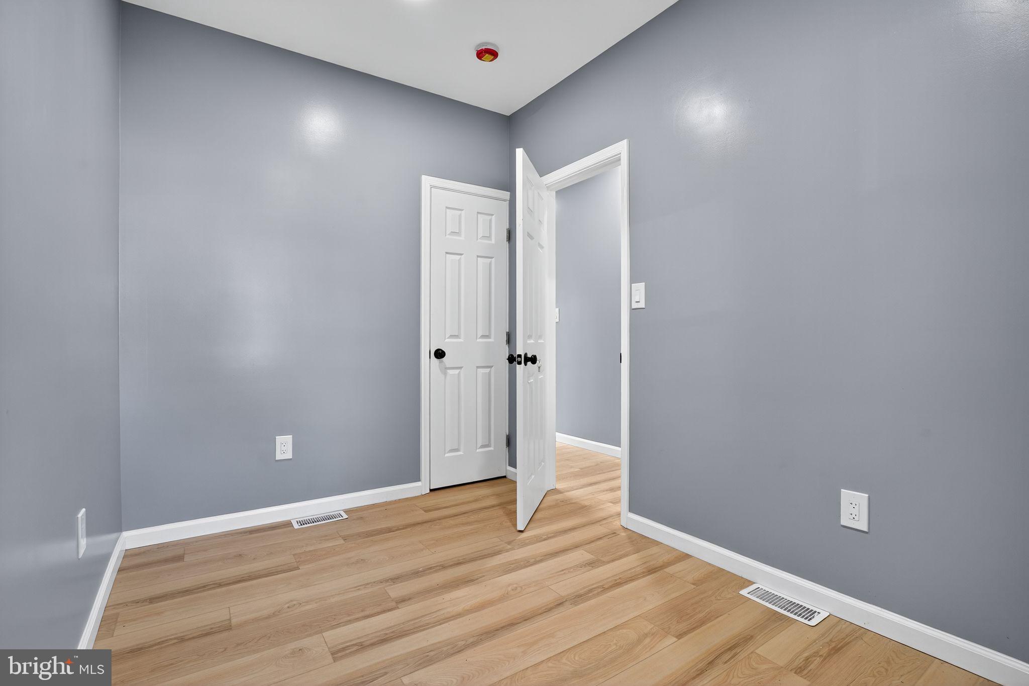 WAVERLY - Residential