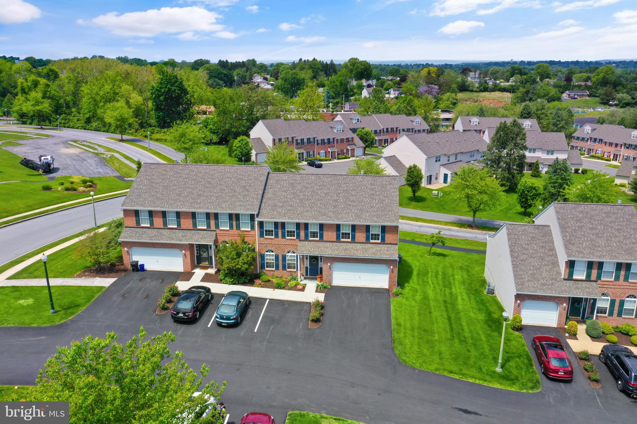 THOMAS GARDENS - Residential