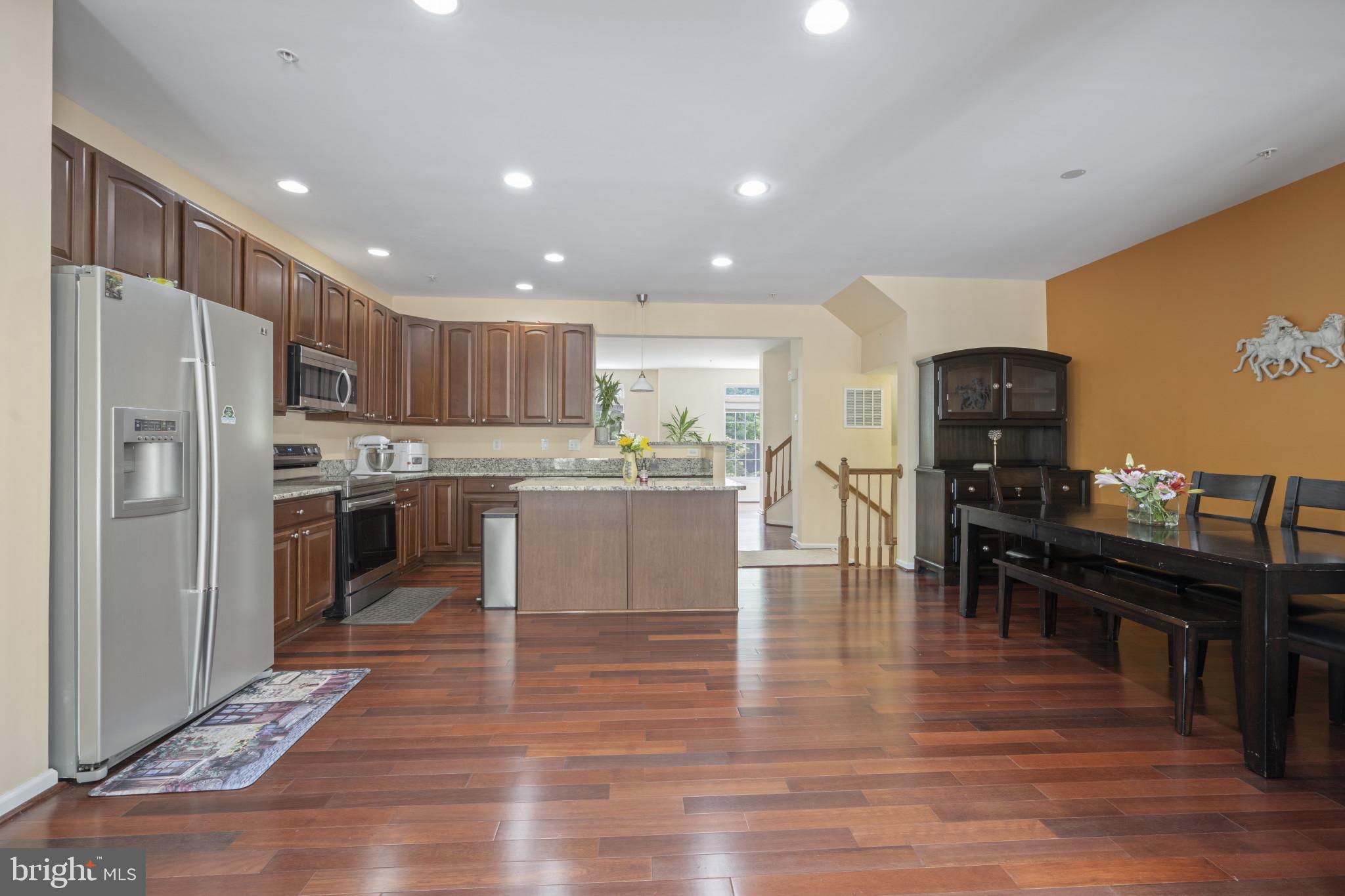 WAVERLY WOODS - Residential Lease