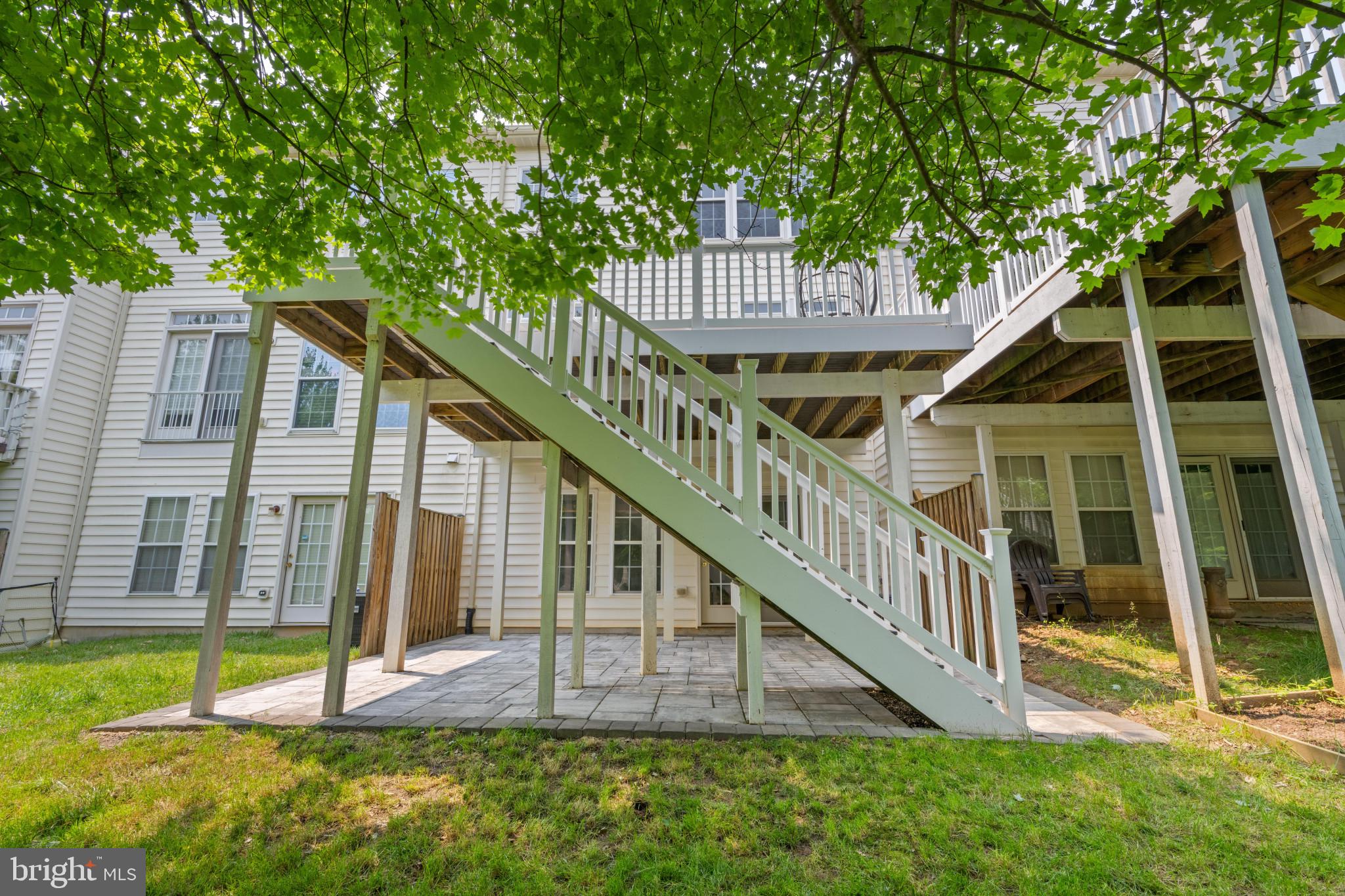 WAVERLY WOODS - Residential Lease