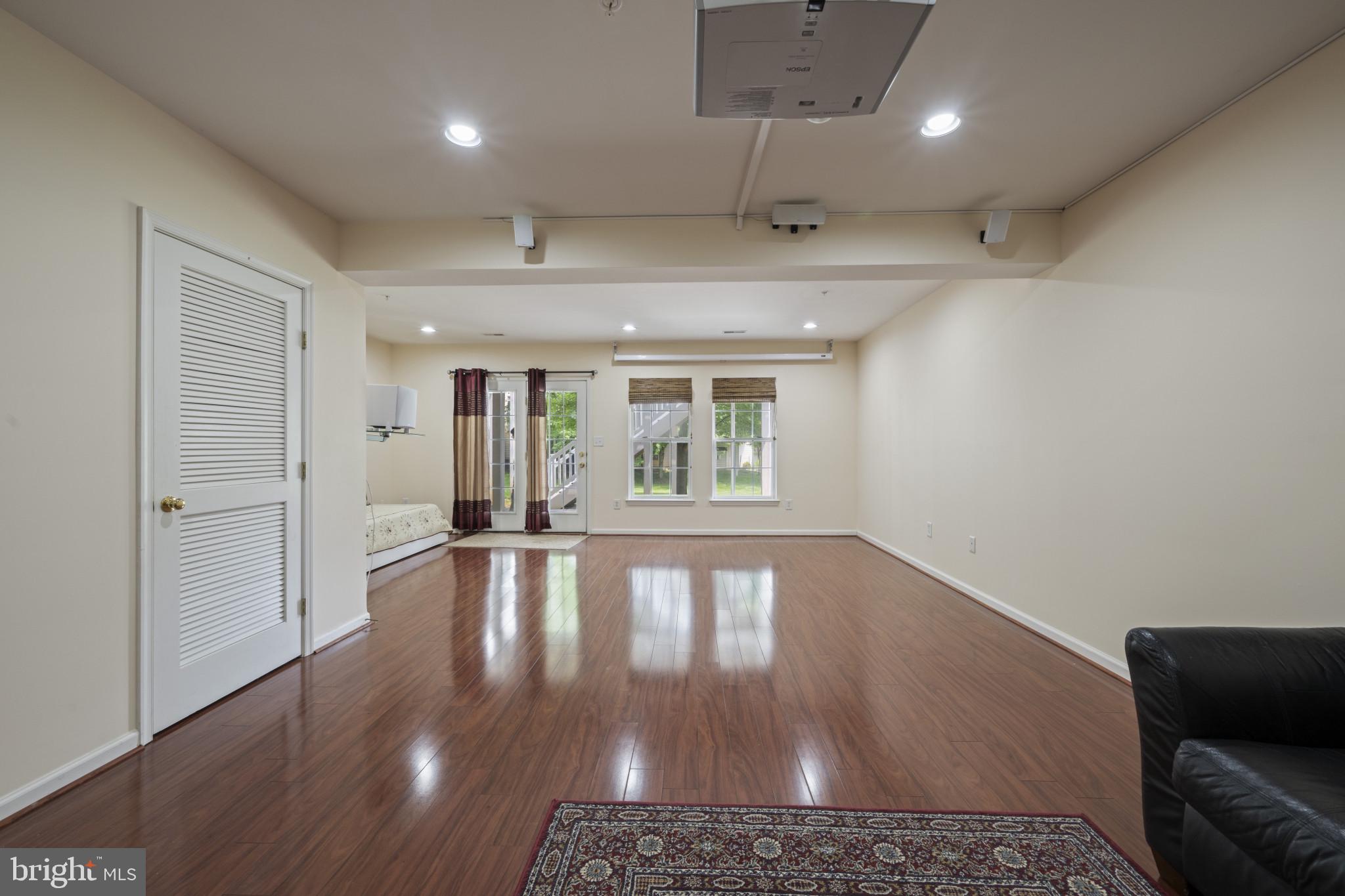 WAVERLY WOODS - Residential Lease