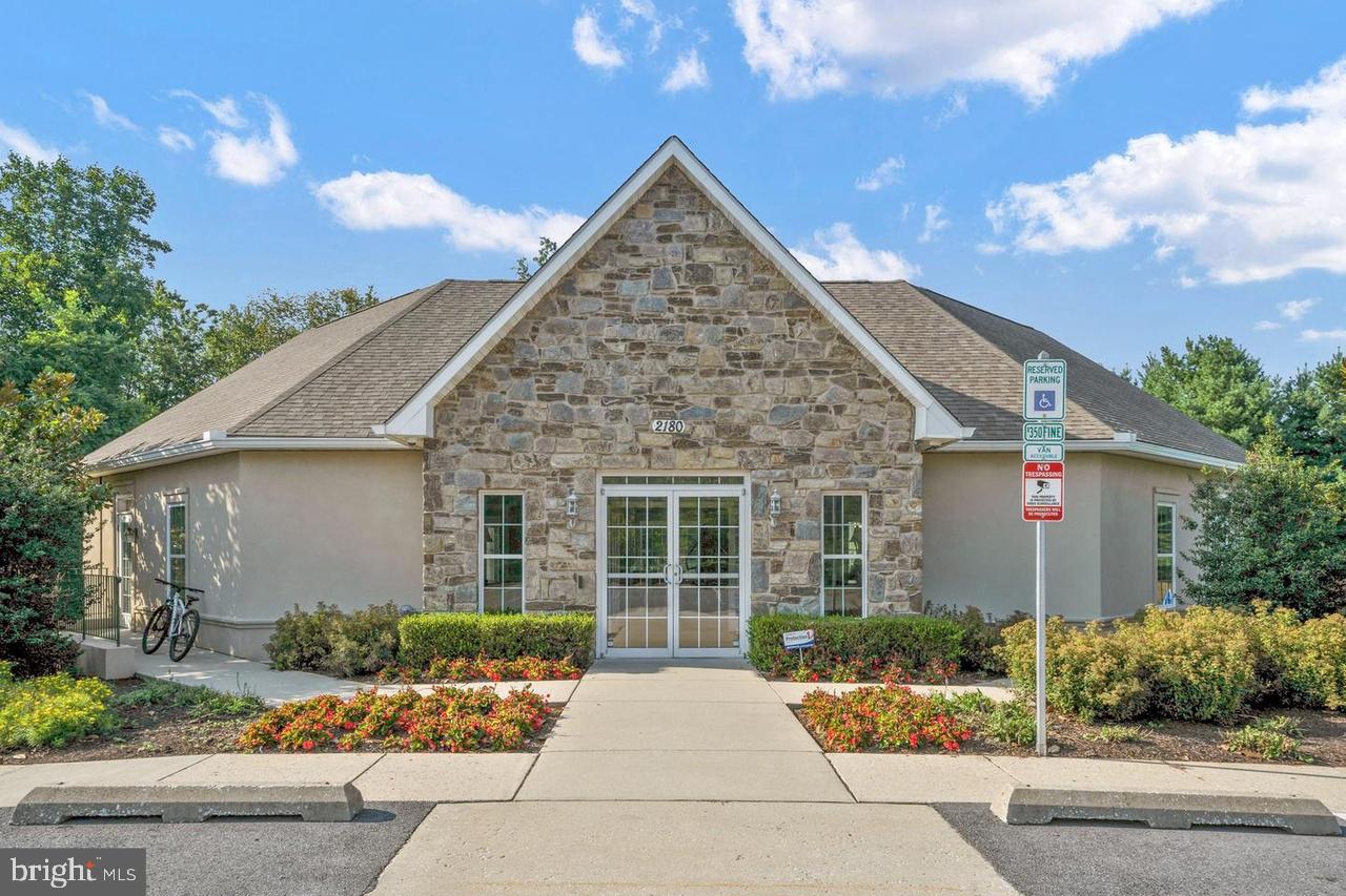 WAVERLY WOODS - Residential Lease