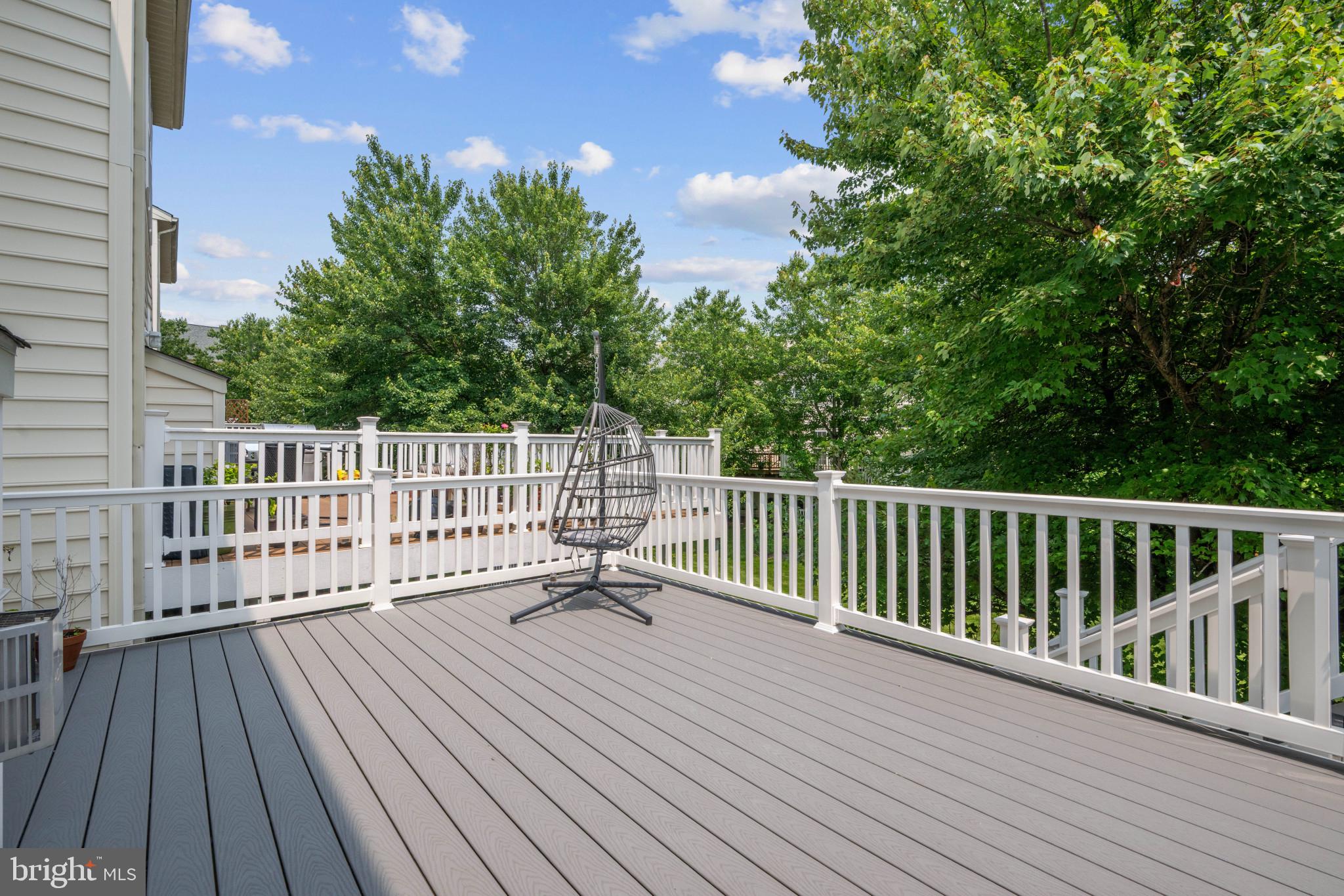 WAVERLY WOODS - Residential Lease