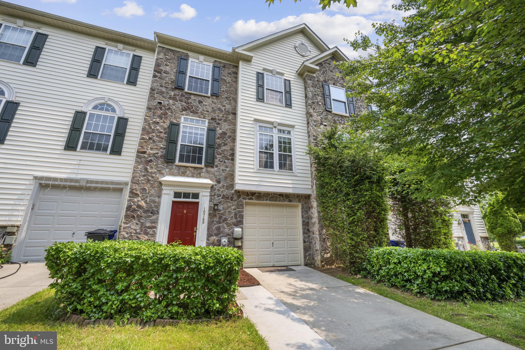 WAVERLY WOODS - Residential Lease