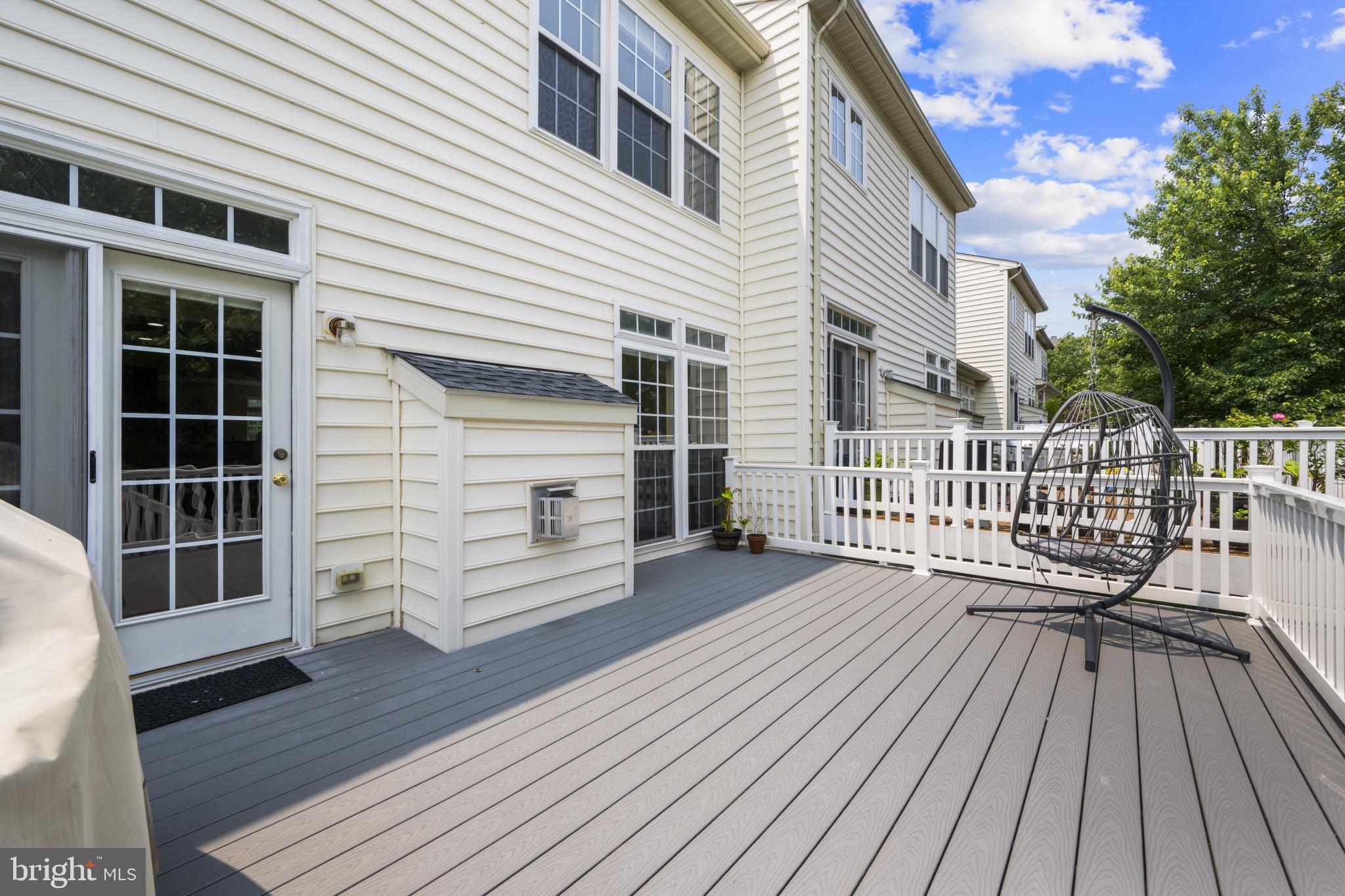 WAVERLY WOODS - Residential Lease