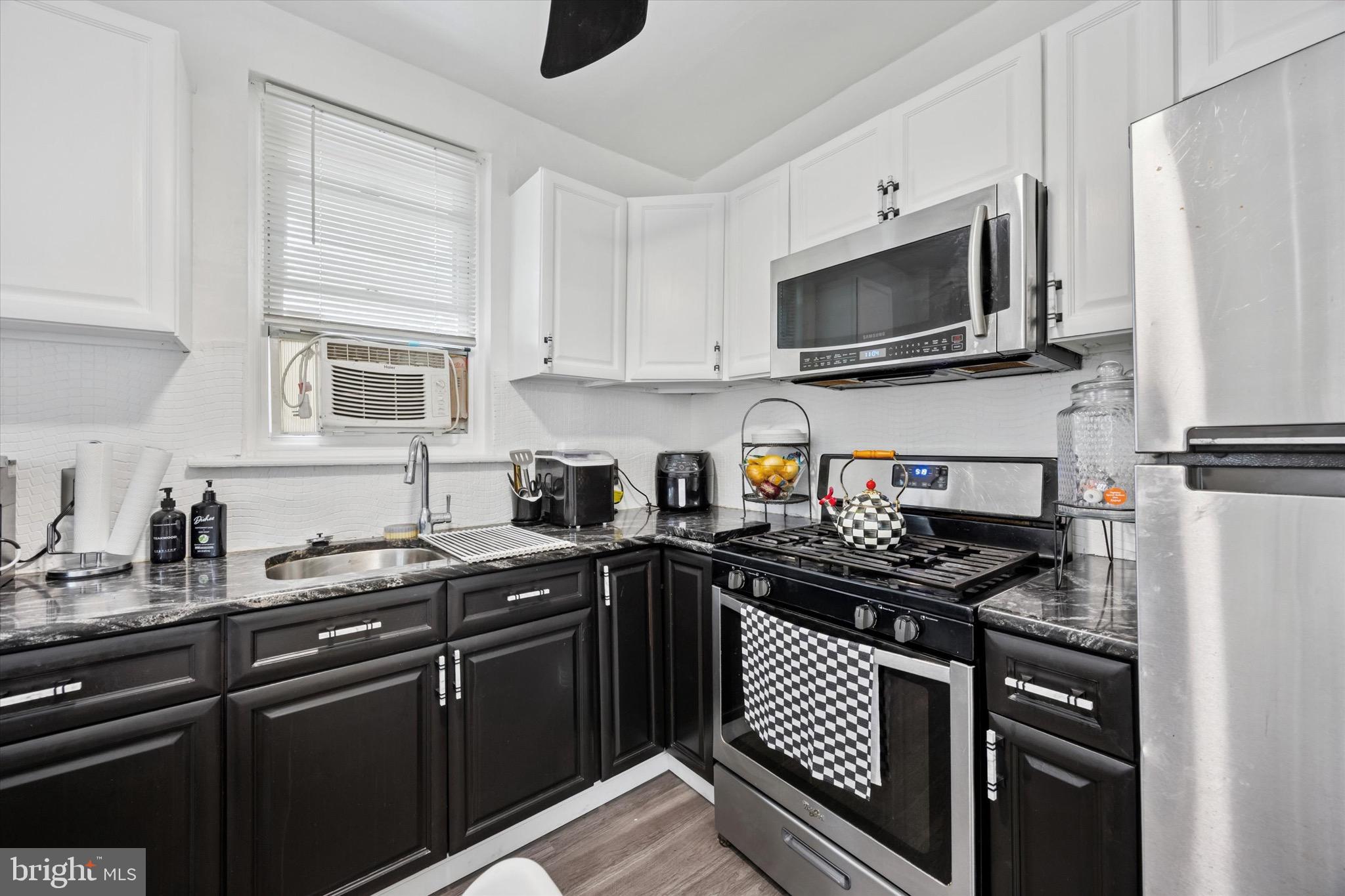 GERMANTOWN - Residential