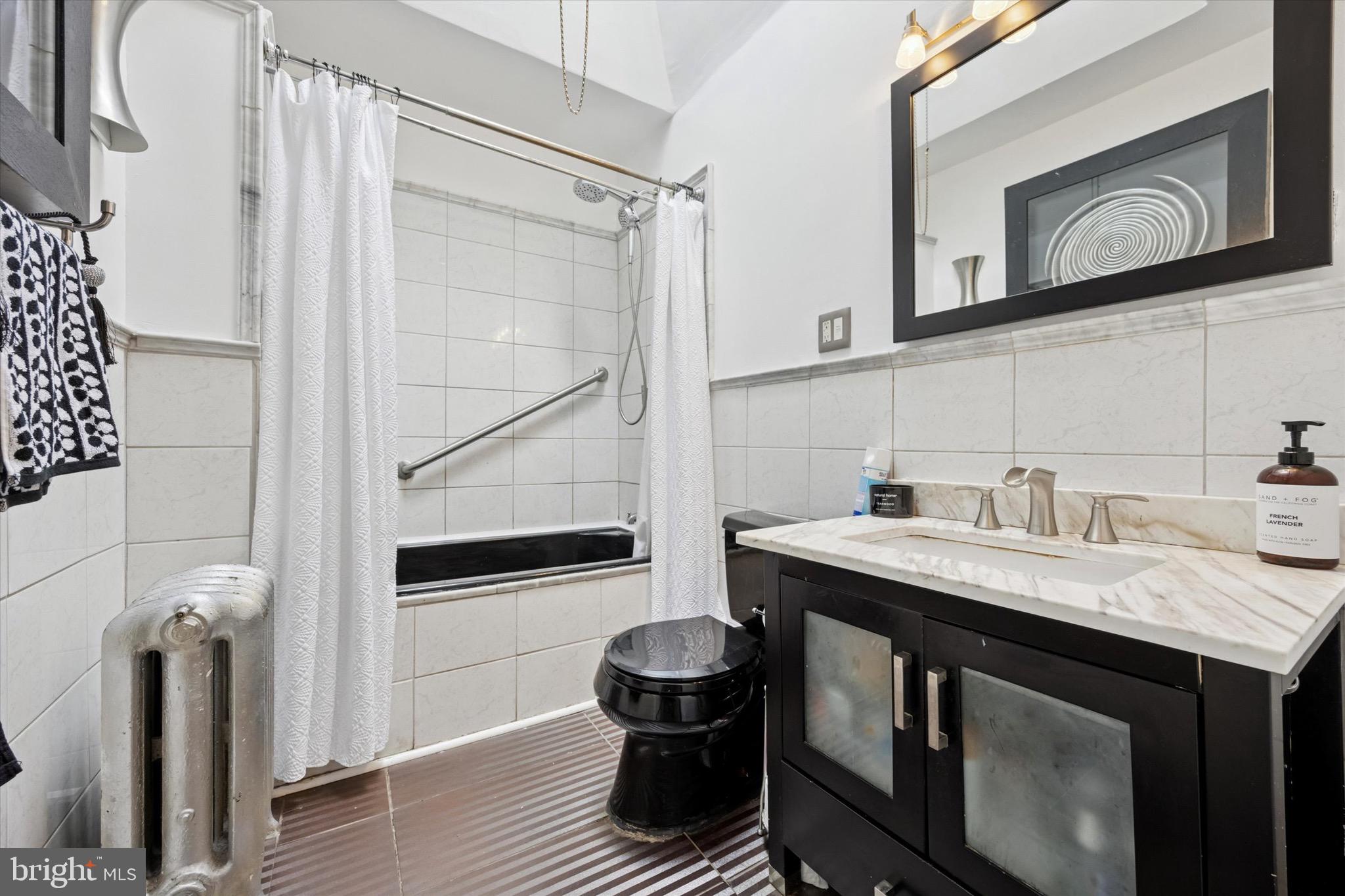 GERMANTOWN - Residential