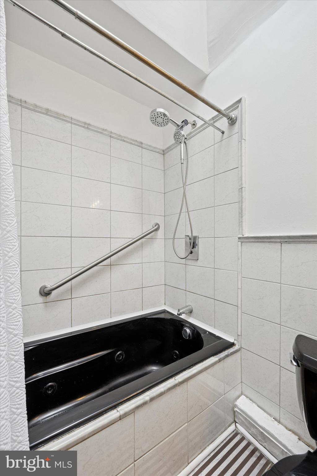 GERMANTOWN - Residential