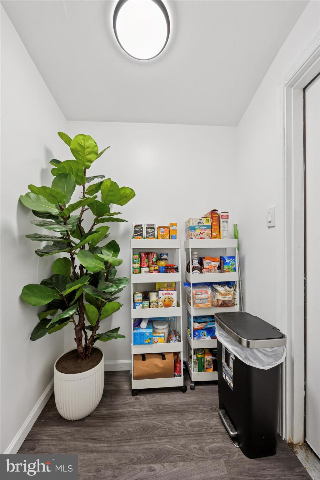 GERMANTOWN - Residential