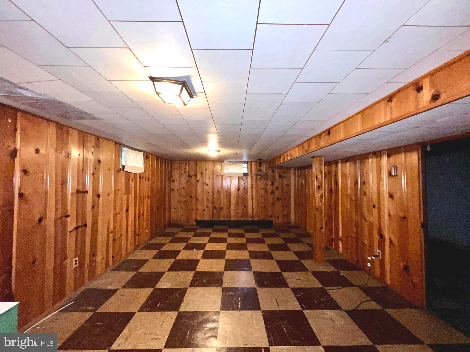 MOUNT WASHINGTON - Residential