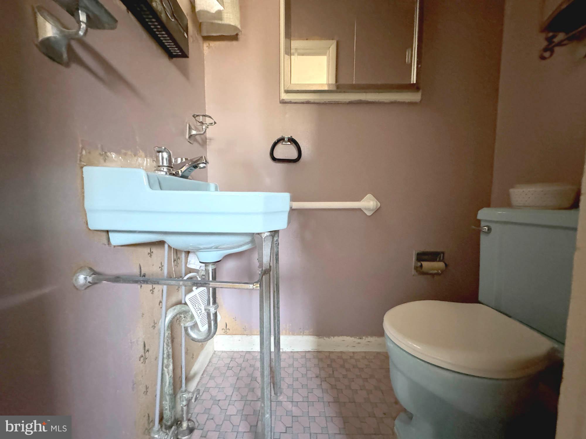 MOUNT WASHINGTON - Residential