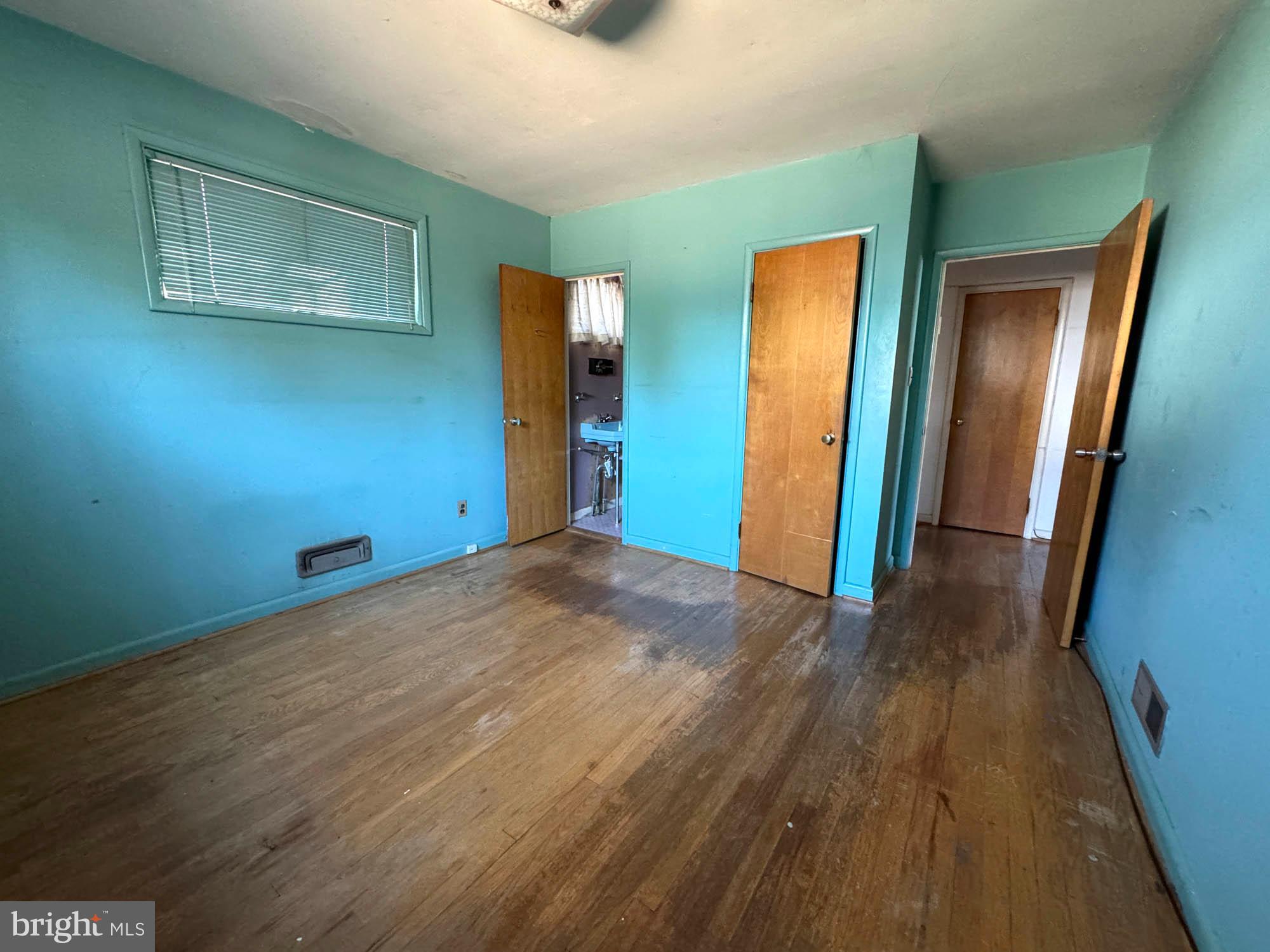 MOUNT WASHINGTON - Residential