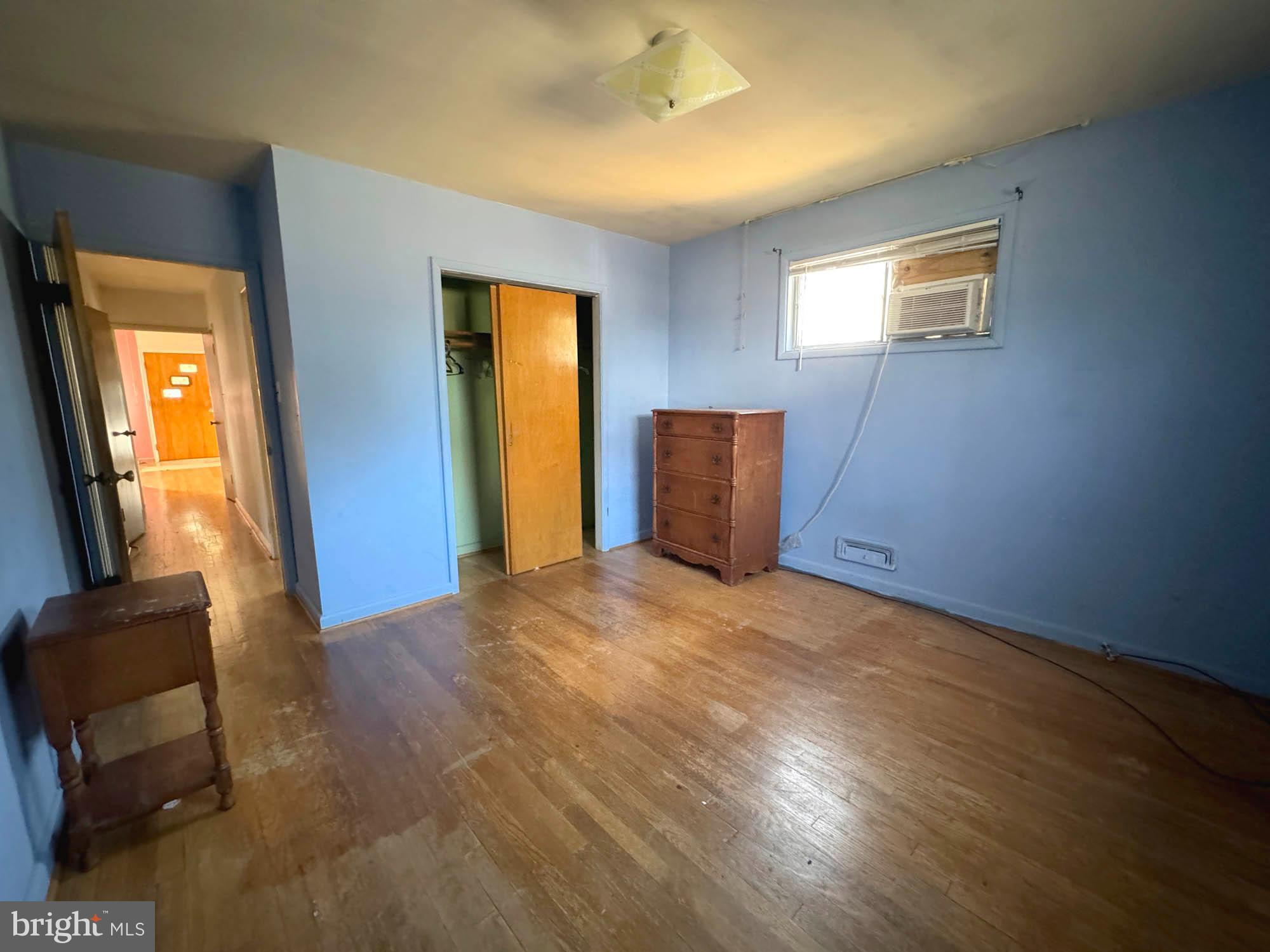 MOUNT WASHINGTON - Residential