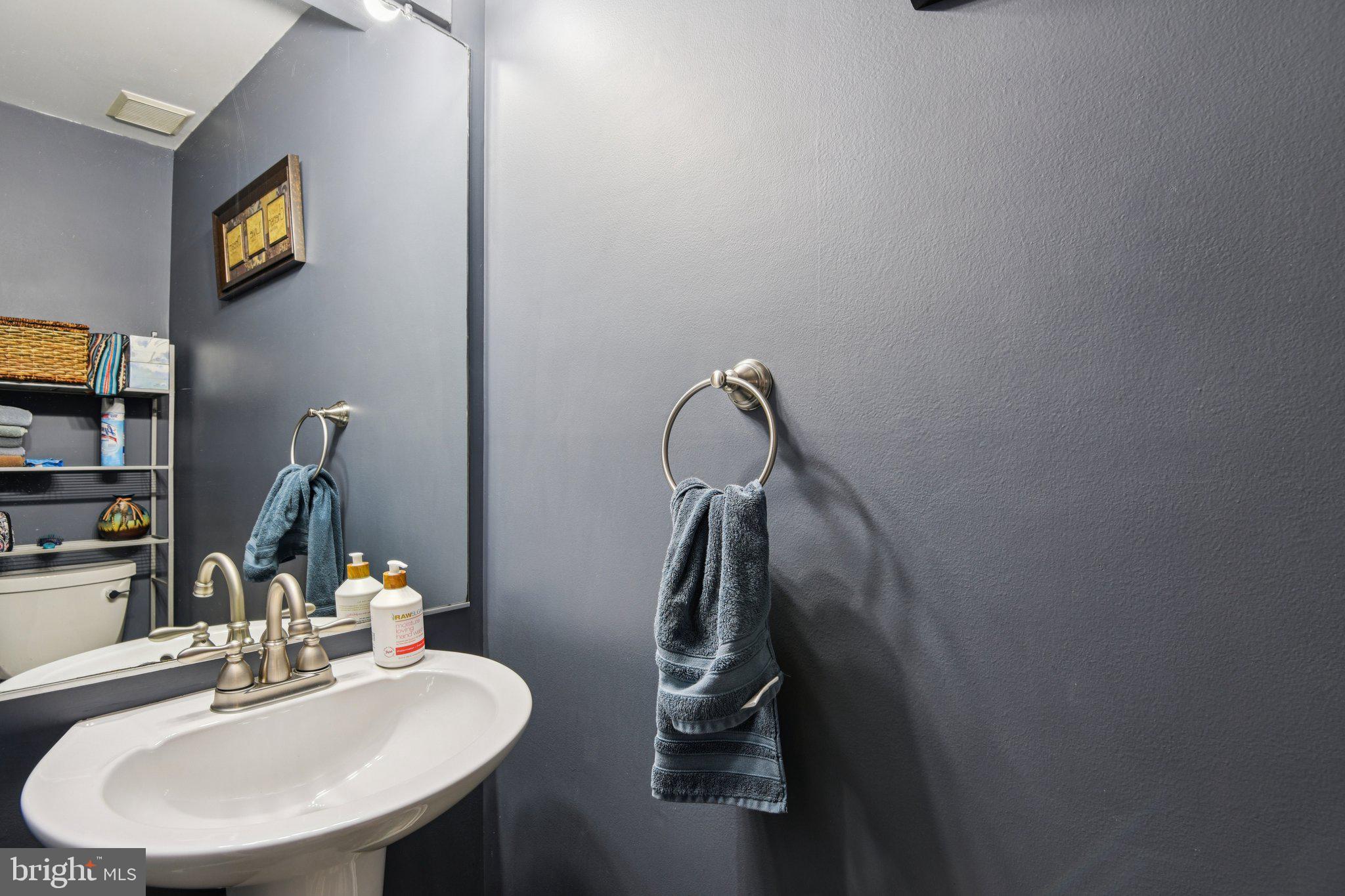 FOUR SEASONS ESTATES - Residential