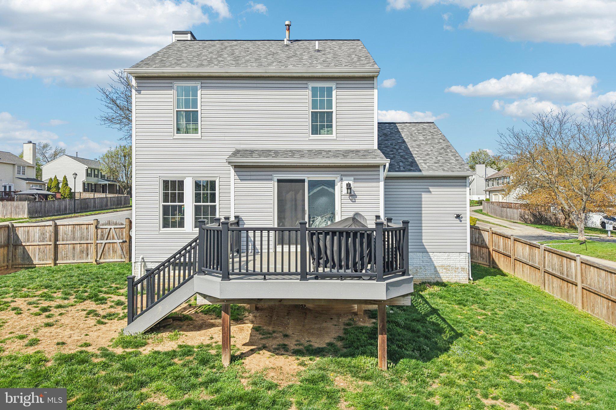 FOUR SEASONS ESTATES - Residential