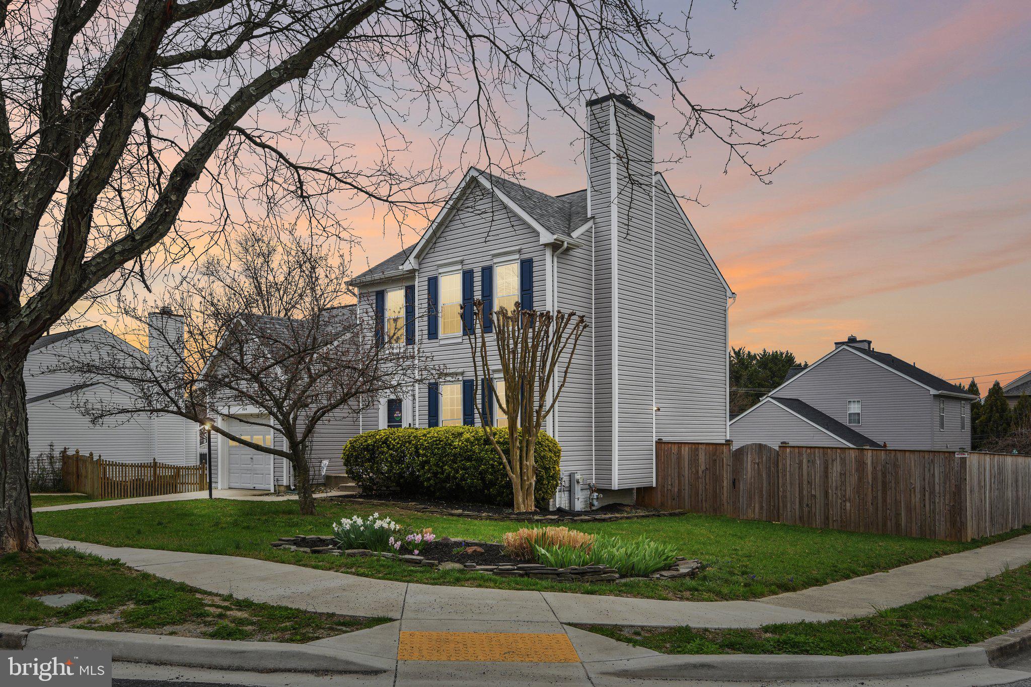 FOUR SEASONS ESTATES - Residential