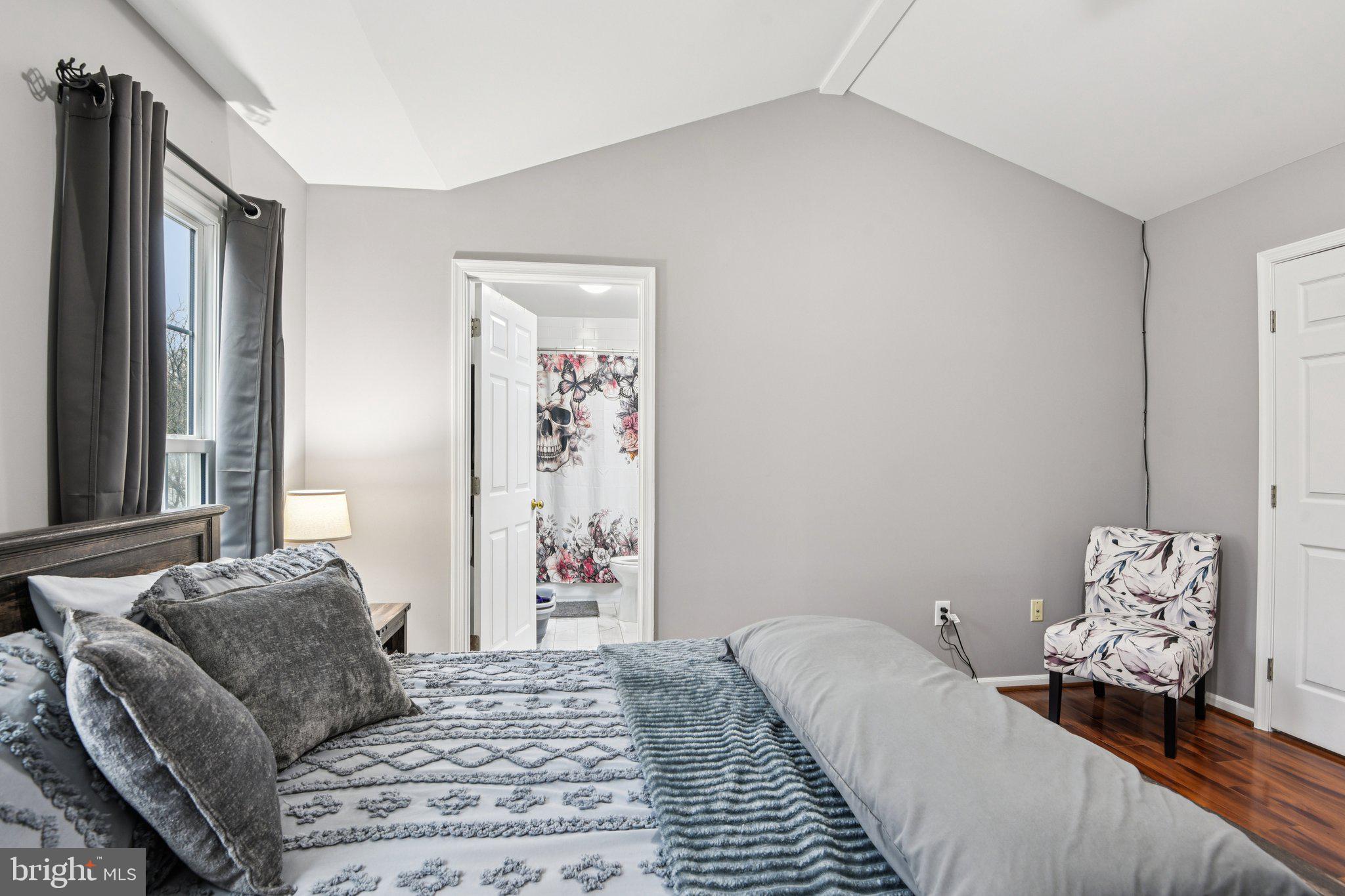 FOUR SEASONS ESTATES - Residential