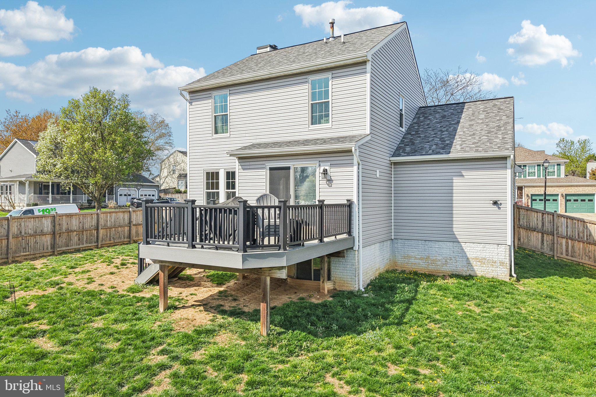 FOUR SEASONS ESTATES - Residential