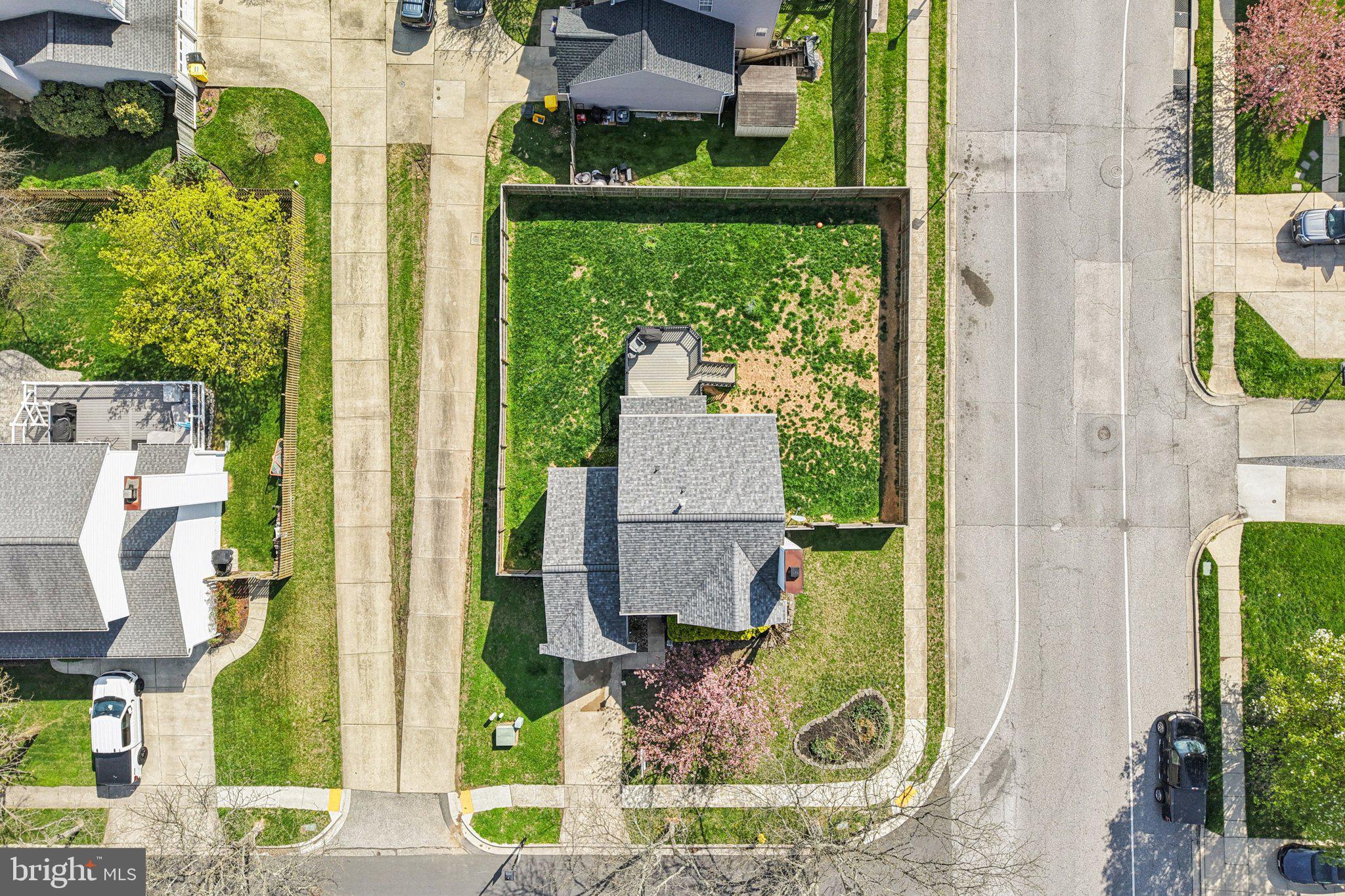 FOUR SEASONS ESTATES - Residential