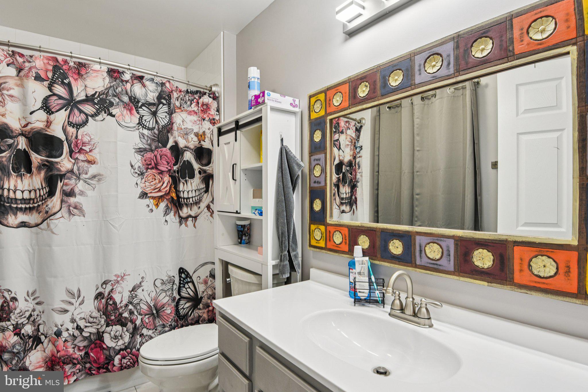 FOUR SEASONS ESTATES - Residential