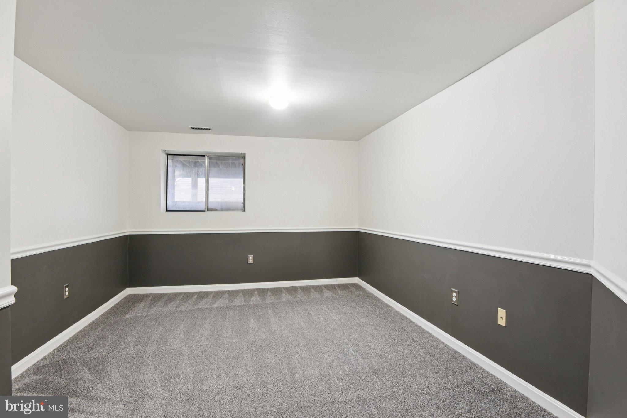 FOUR SEASONS ESTATES - Residential