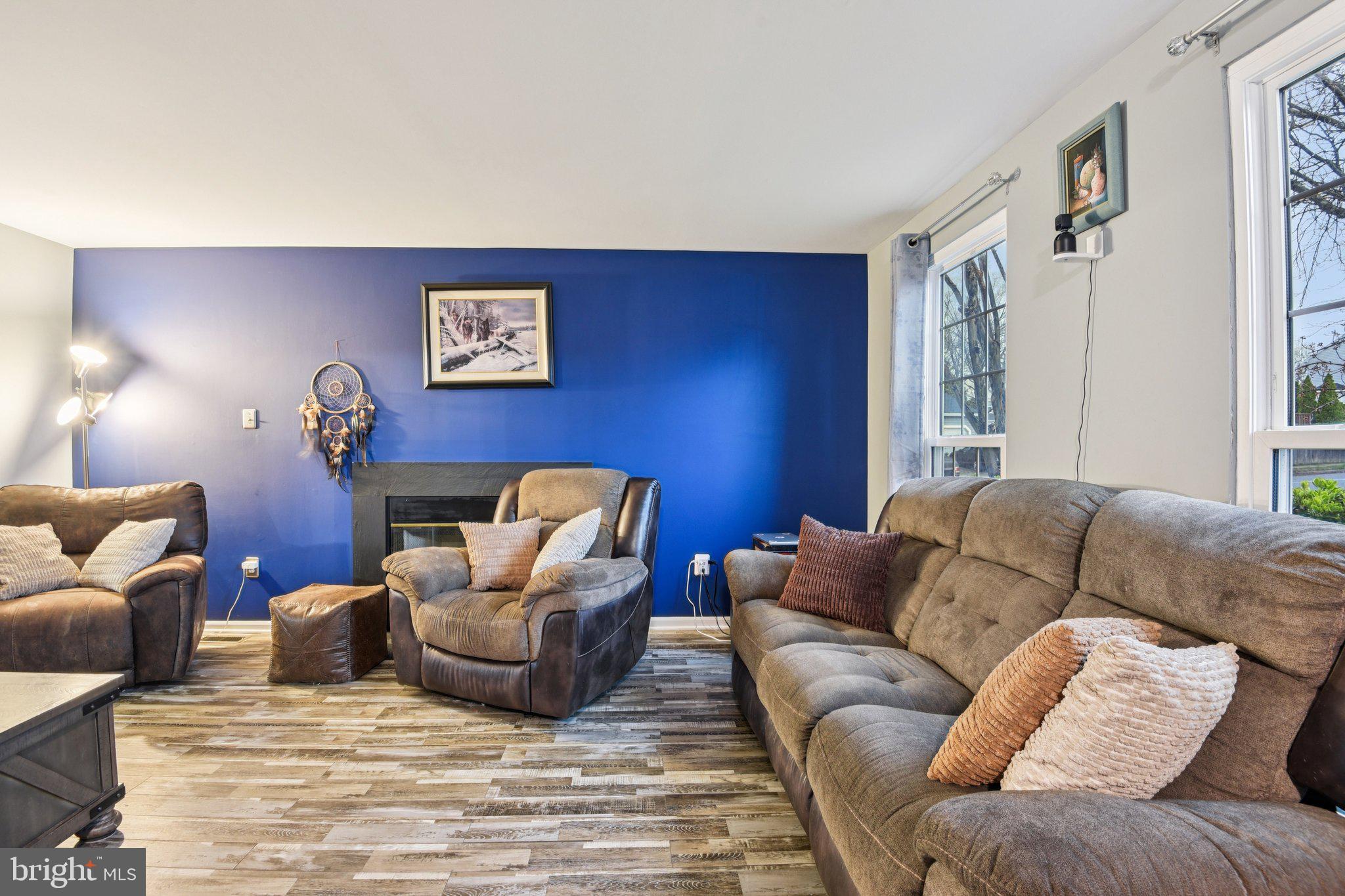 FOUR SEASONS ESTATES - Residential