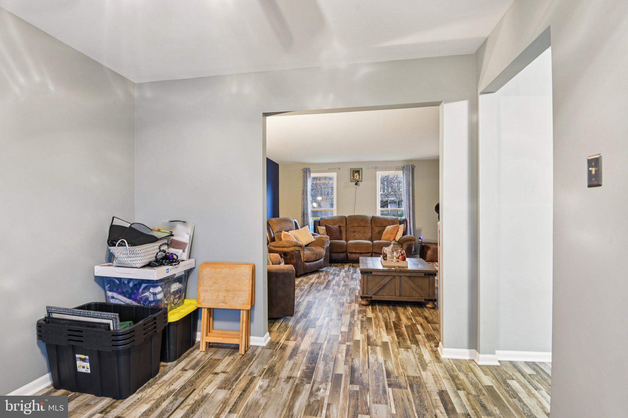 FOUR SEASONS ESTATES - Residential