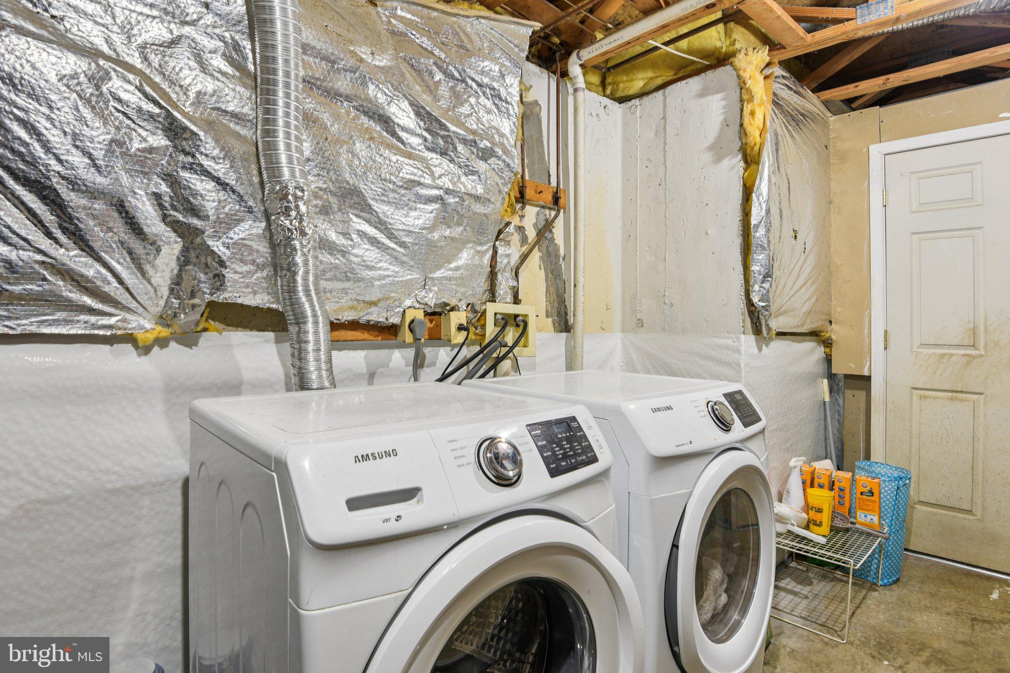 FOUR SEASONS ESTATES - Residential