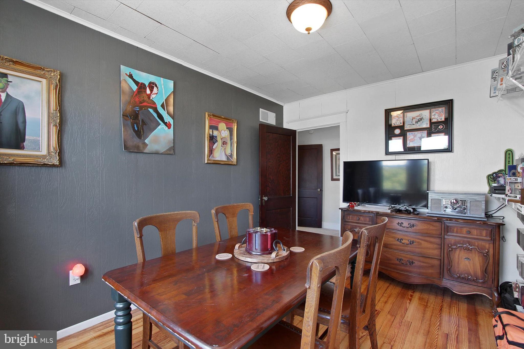 WEST YORK - Residential
