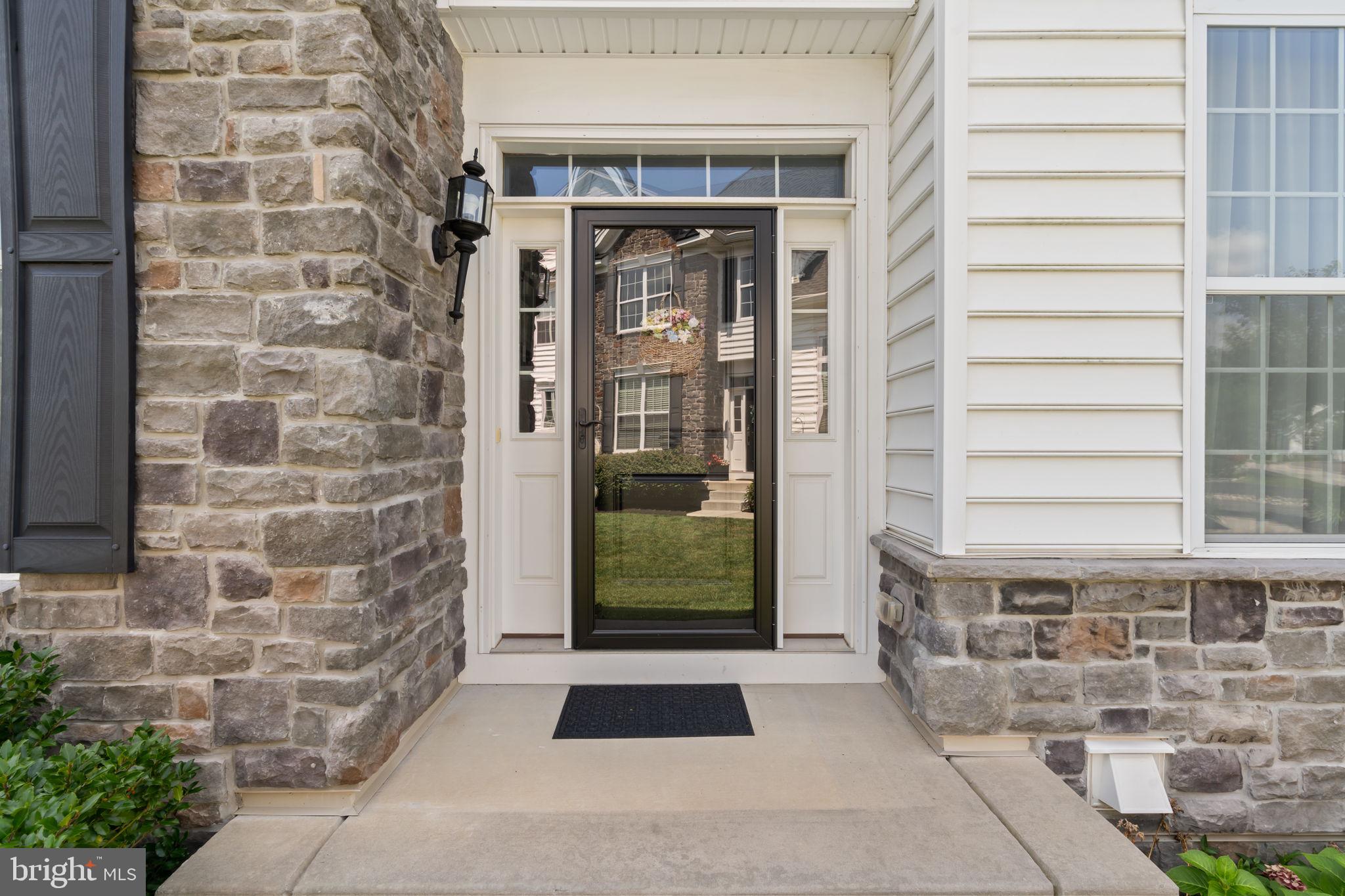 ENCLAVE AT ELLIS PRE - Residential