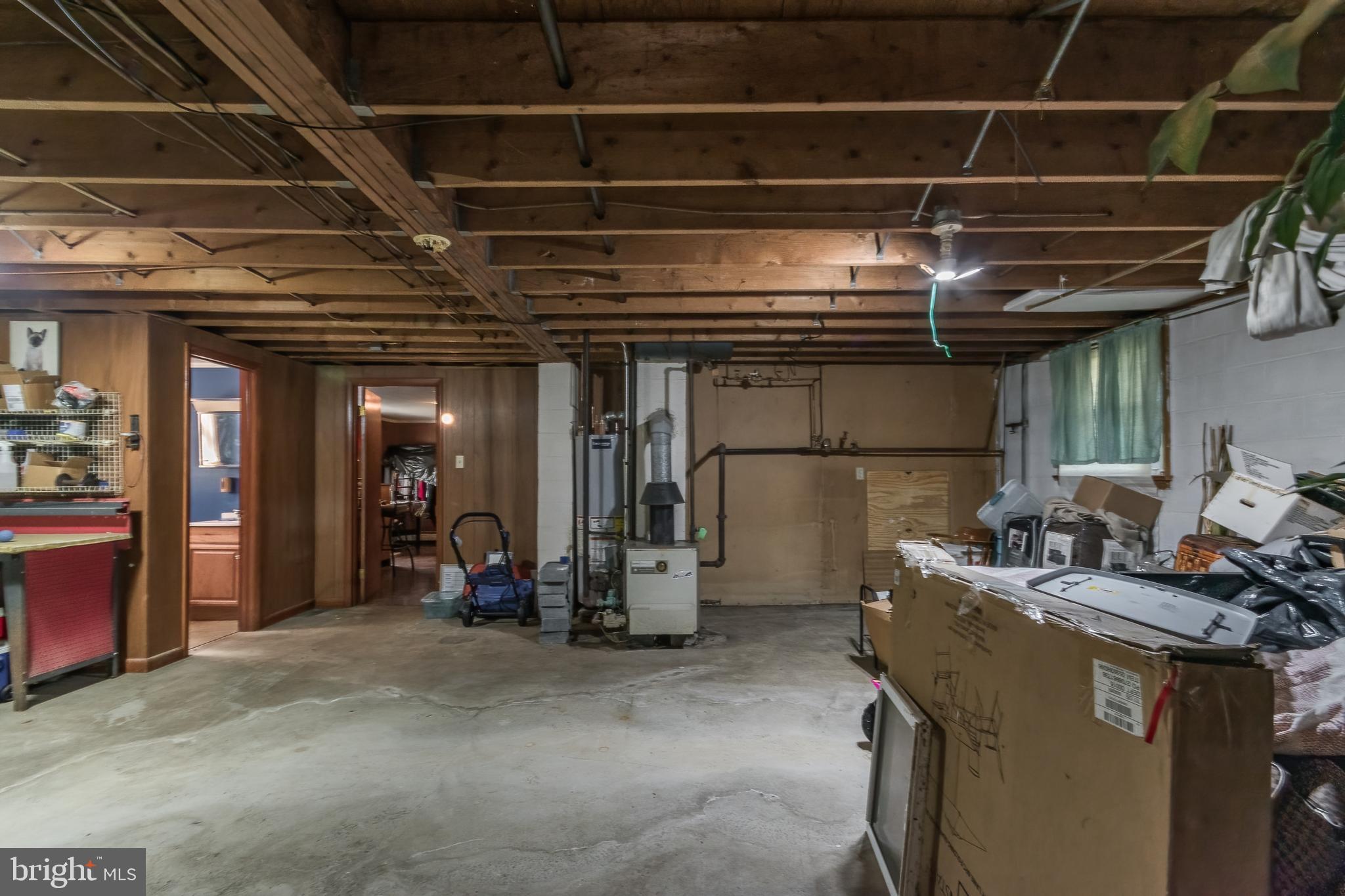 MOUNTAIN VIEW ACRES - Residential