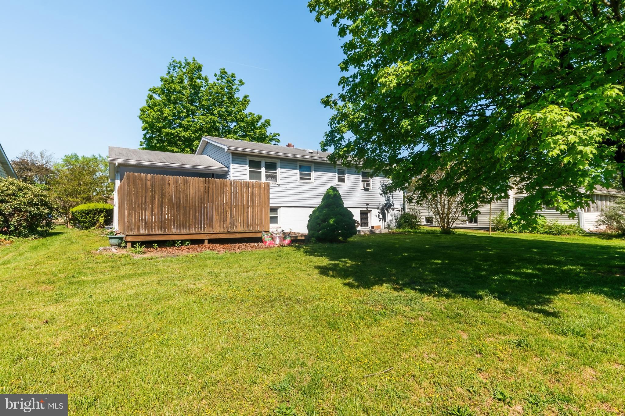 MOUNTAIN VIEW ACRES - Residential