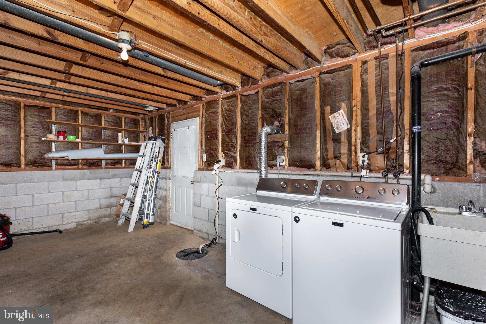 AUTUMN RIDGE - Residential