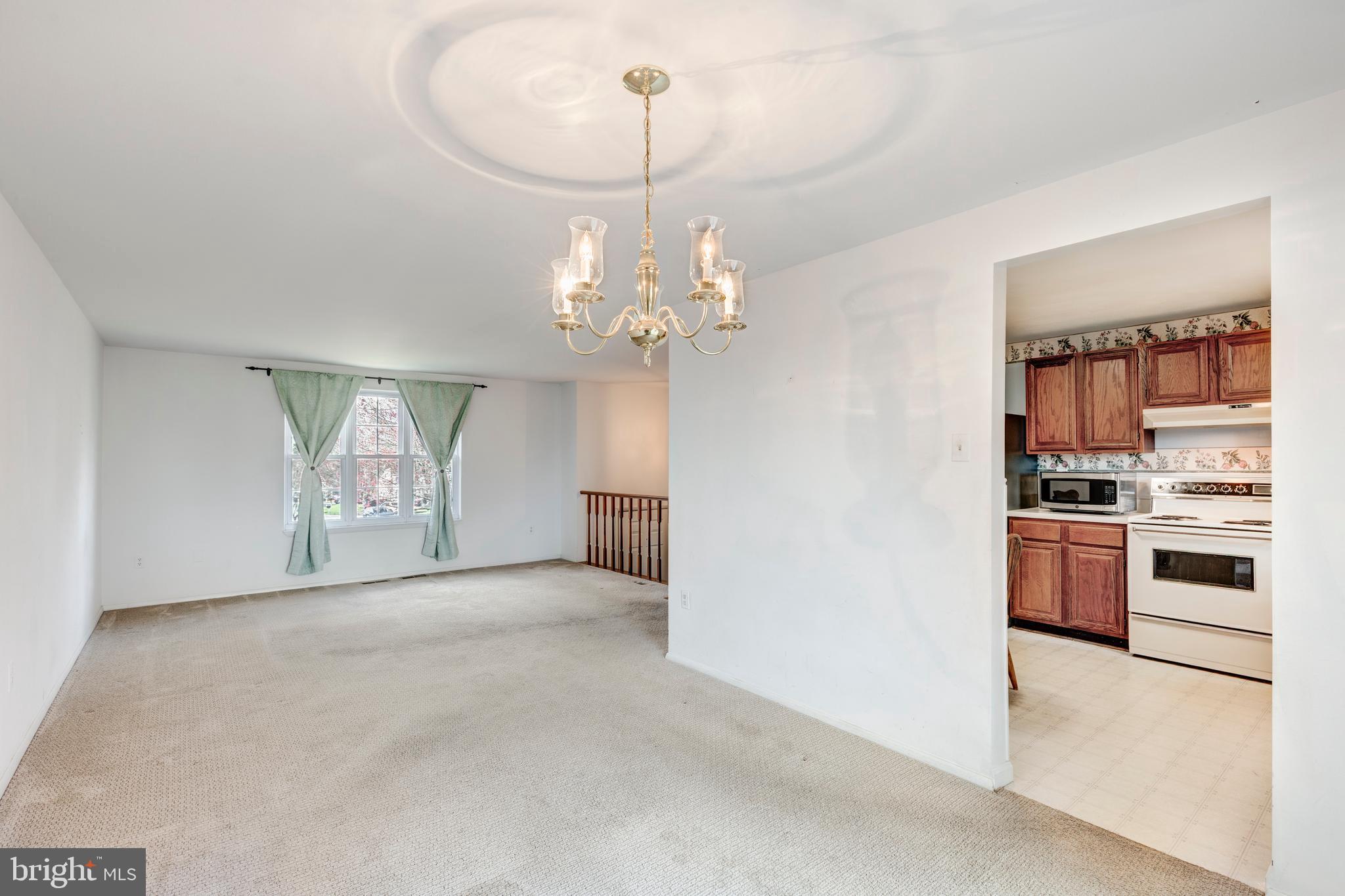 AUTUMN RIDGE - Residential