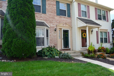 Townhouse For Rent - 1155 Bramblewood Court<br/> Montgomery County, POTTSTOWN, PA 19464