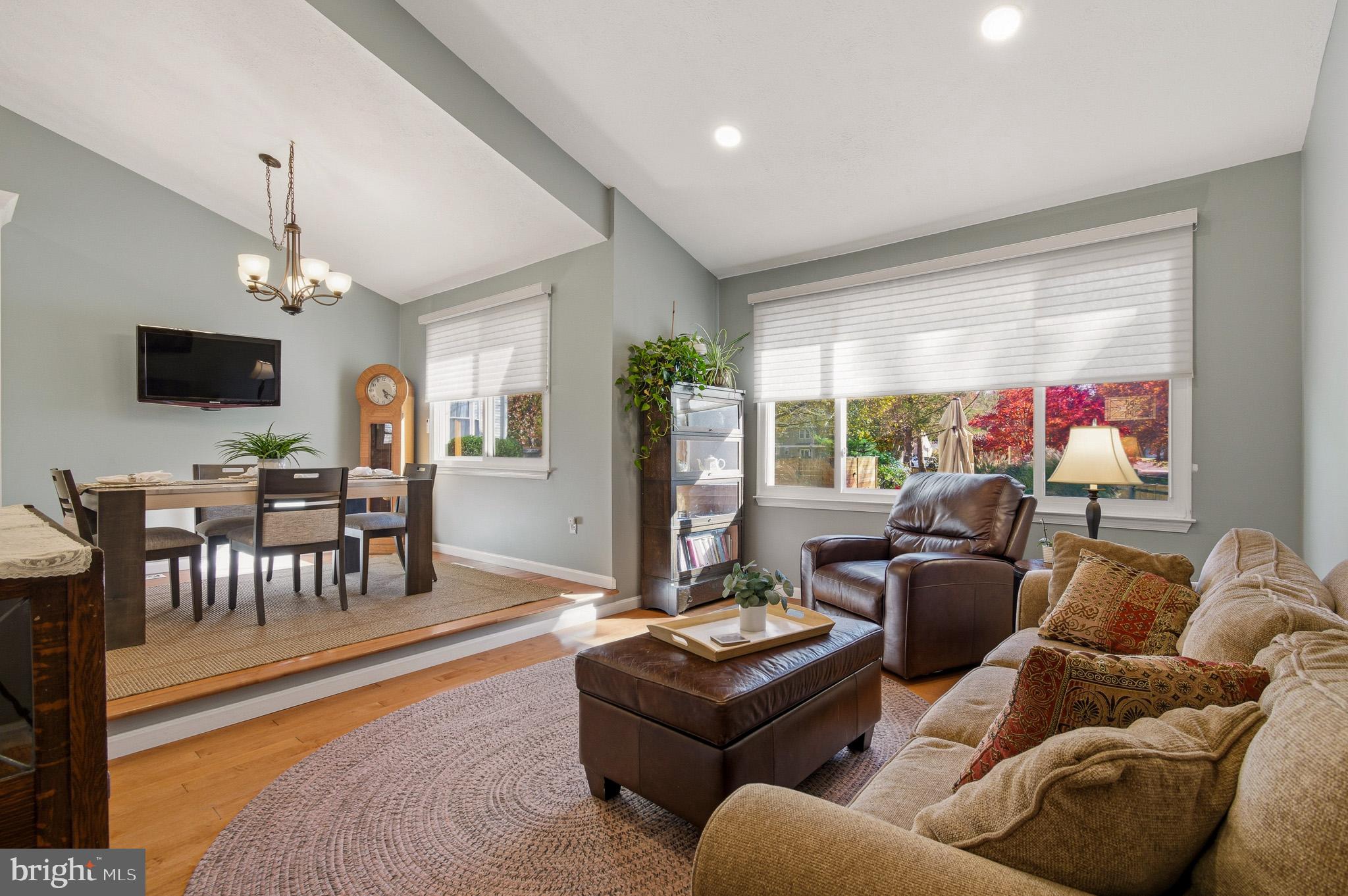 BRAMPTON HILLS - Residential