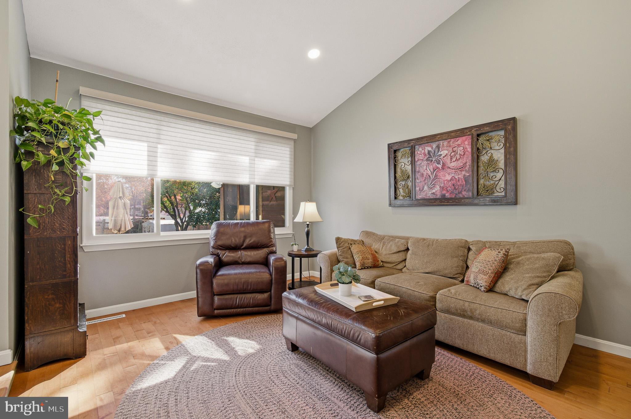 BRAMPTON HILLS - Residential