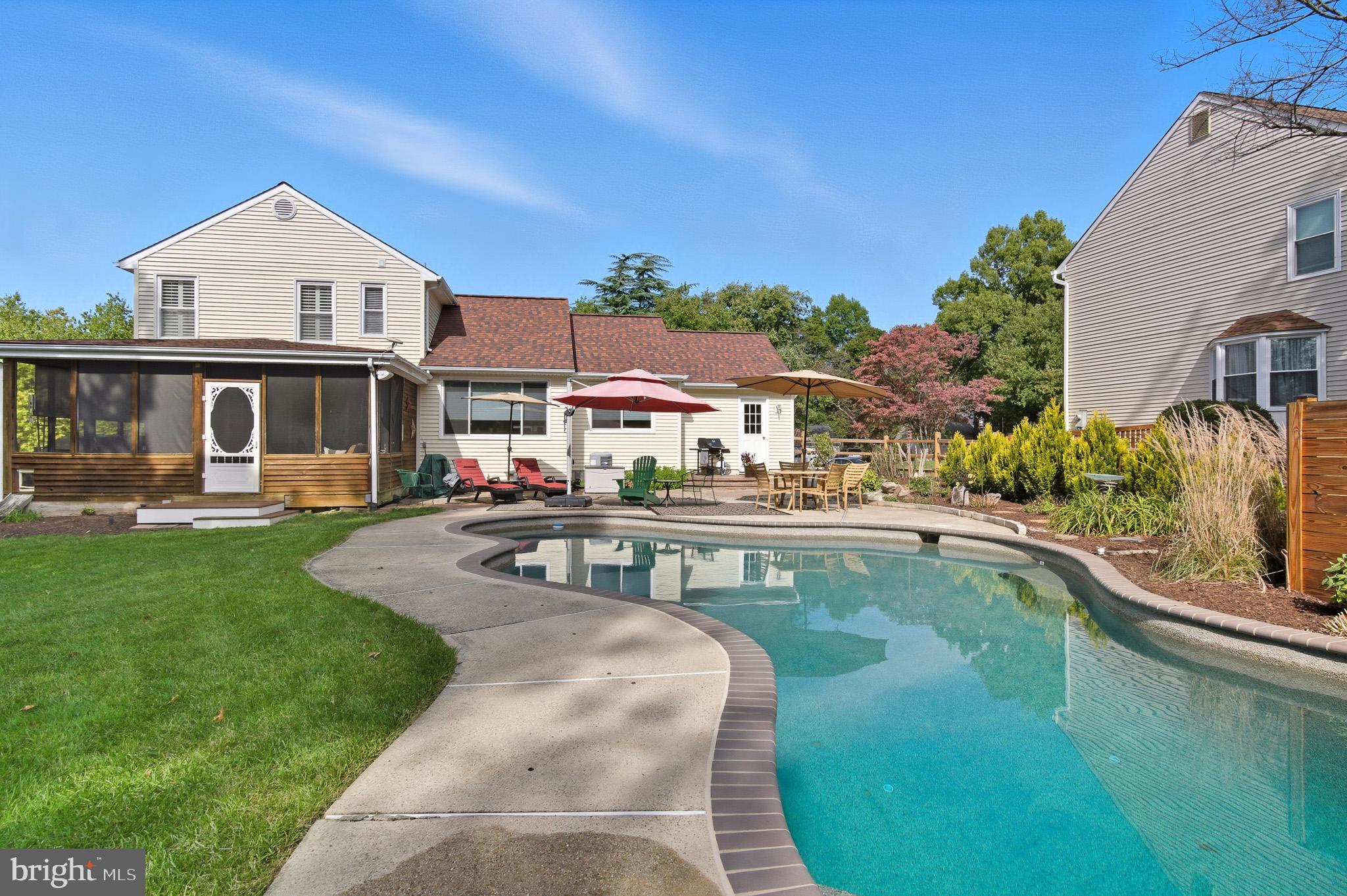 BRAMPTON HILLS - Residential