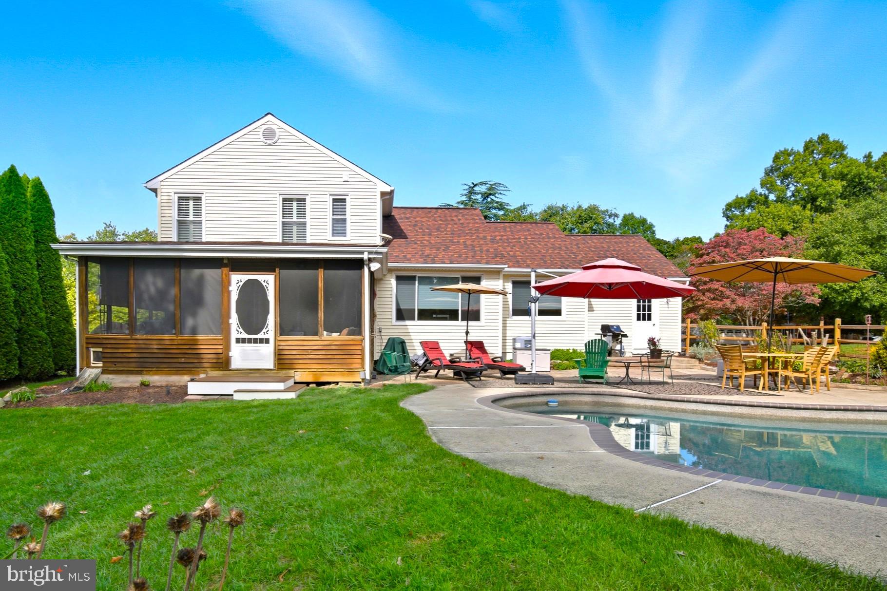 BRAMPTON HILLS - Residential