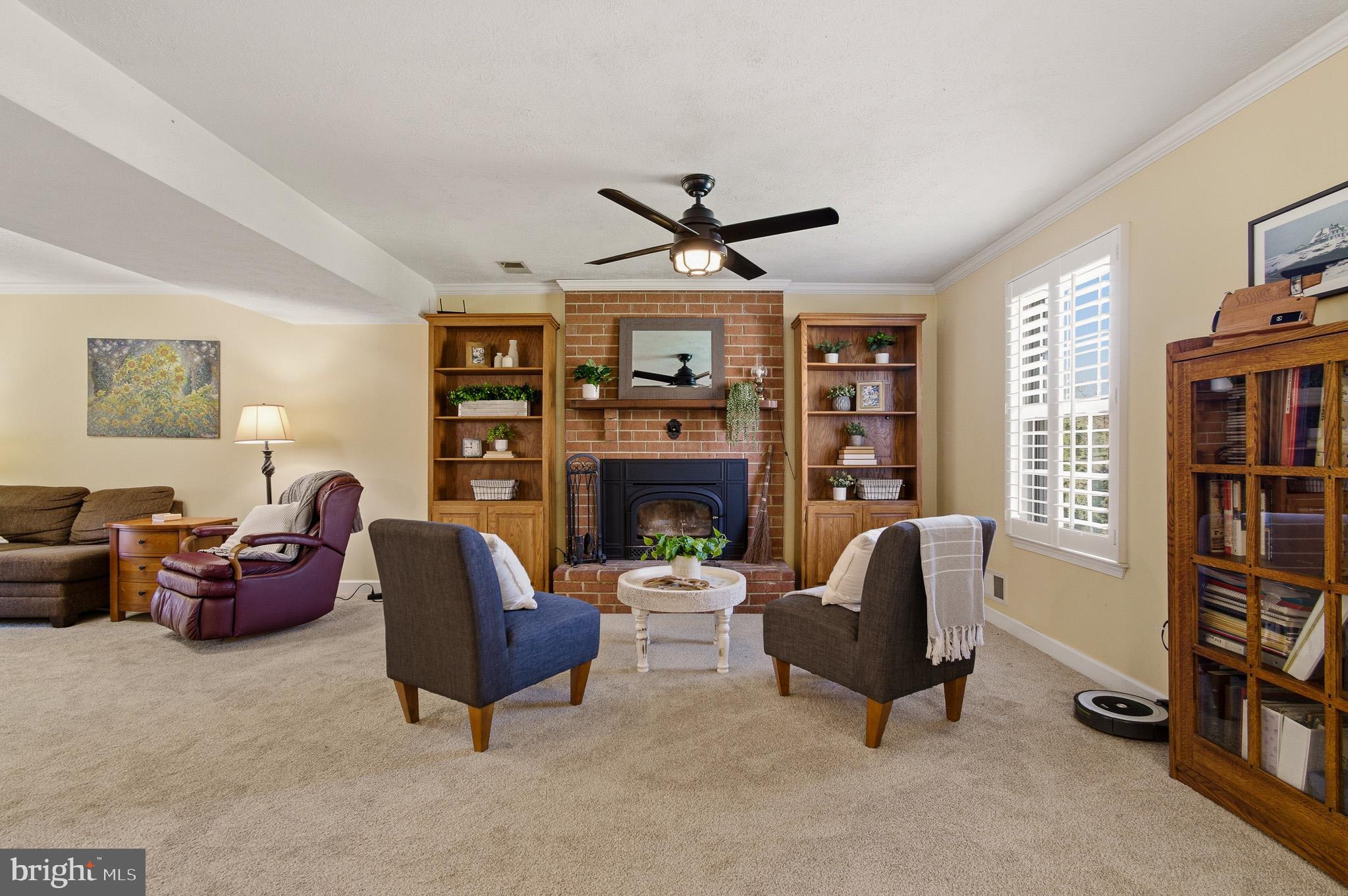 BRAMPTON HILLS - Residential