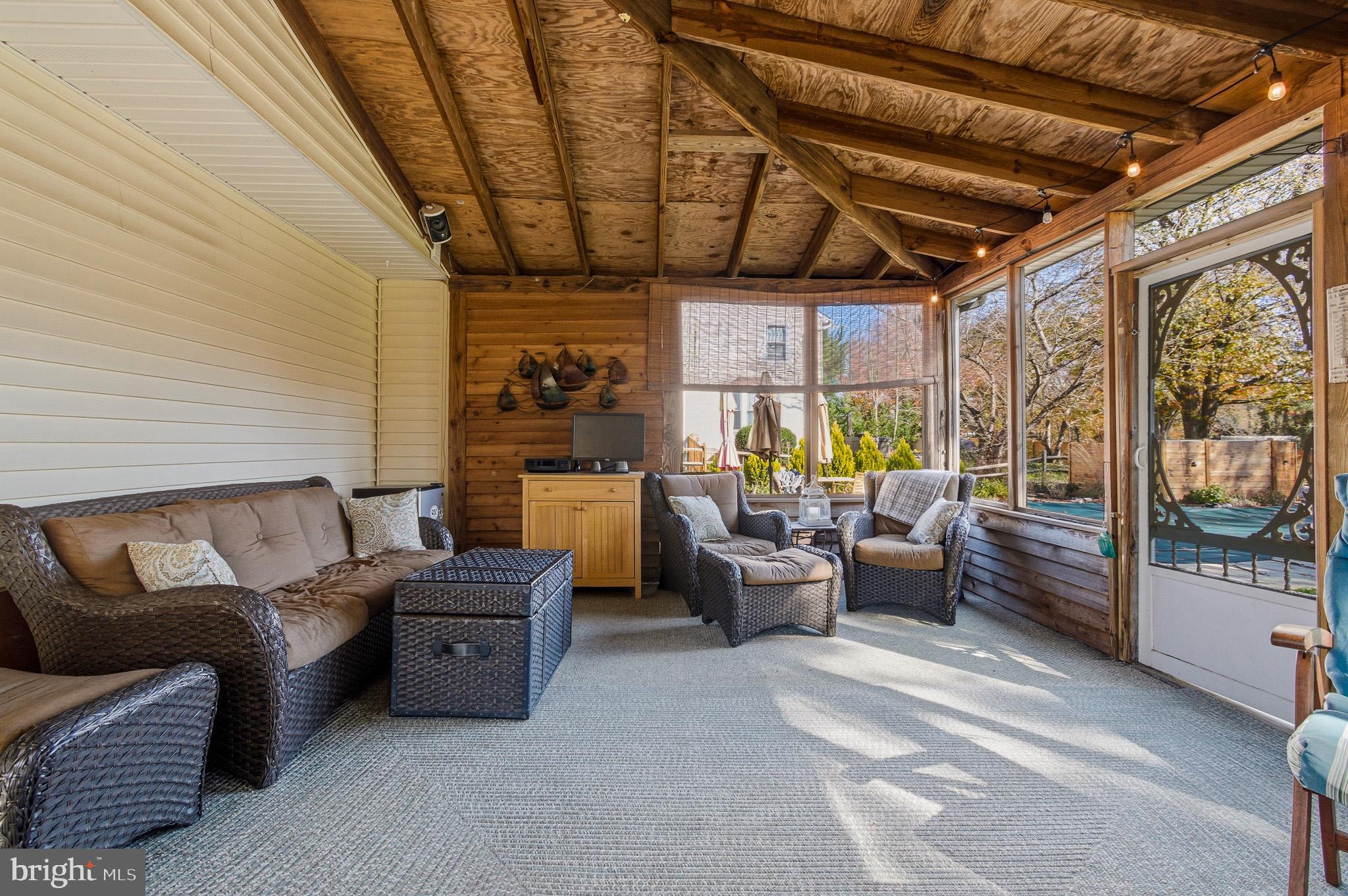 BRAMPTON HILLS - Residential