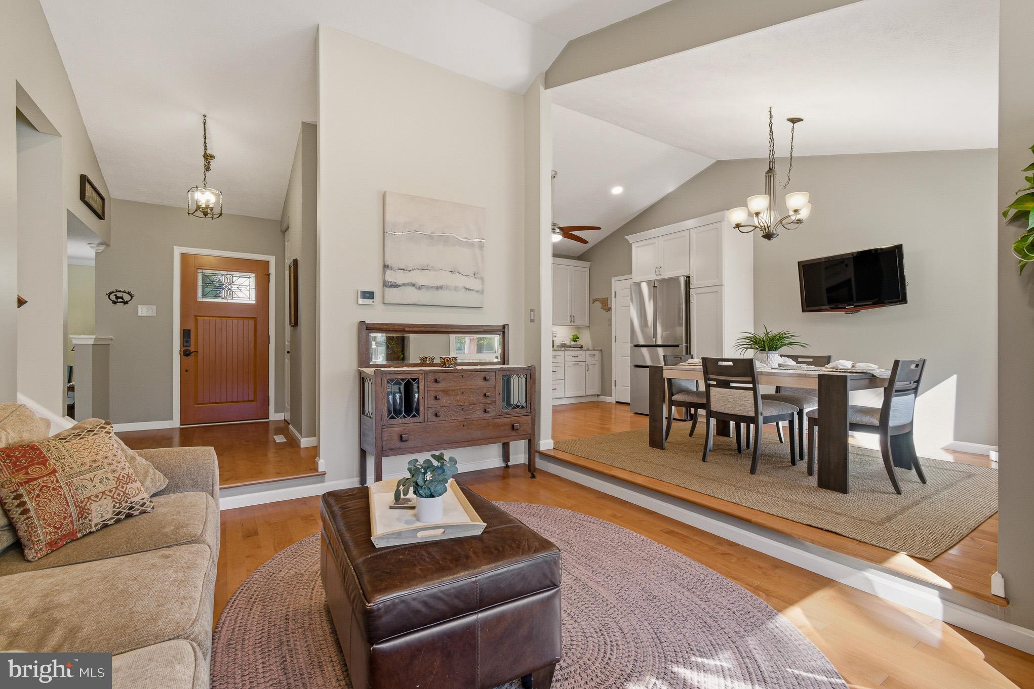 BRAMPTON HILLS - Residential