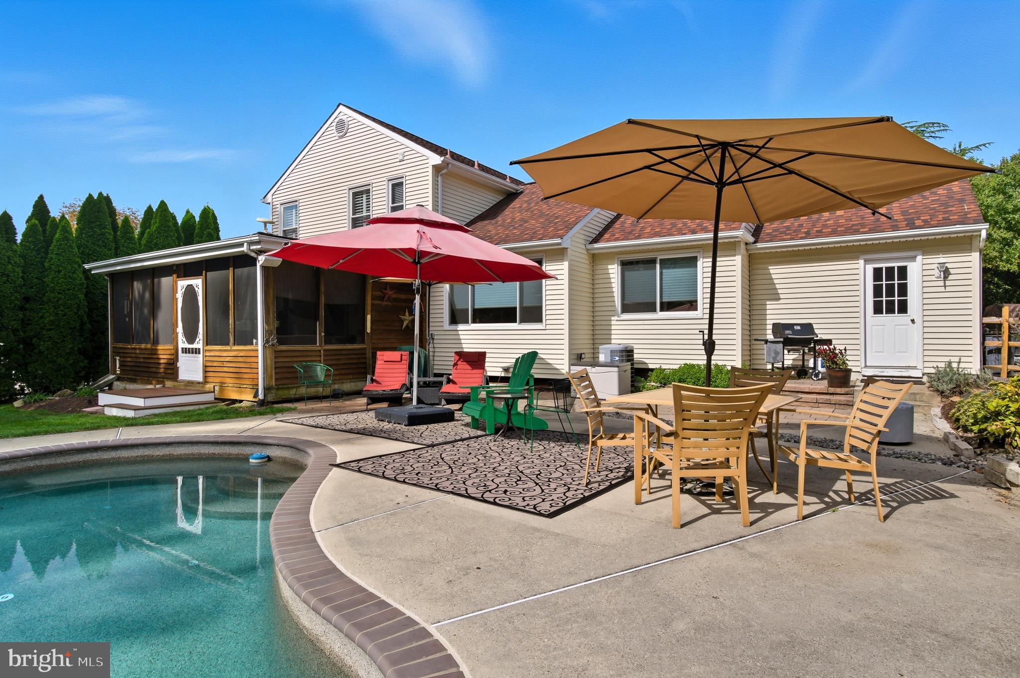 BRAMPTON HILLS - Residential