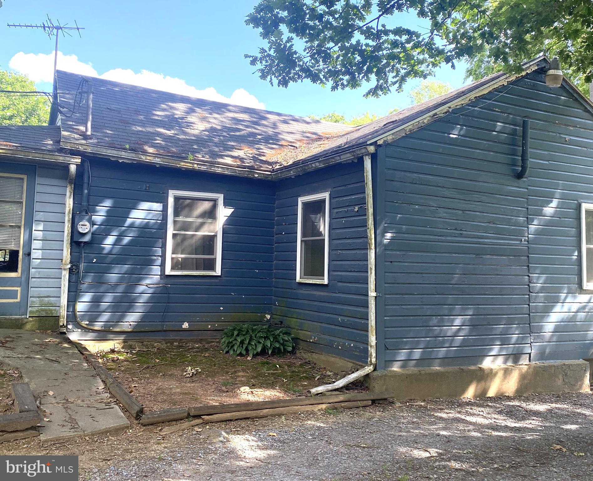 22 FAIRVIEW STREET